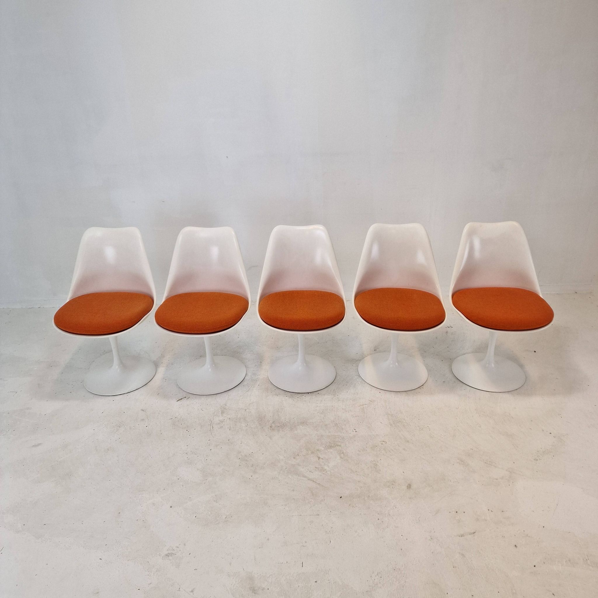 Knoll Marble Dining Table With 5 Chairs by Eero Saarinen, 1960s