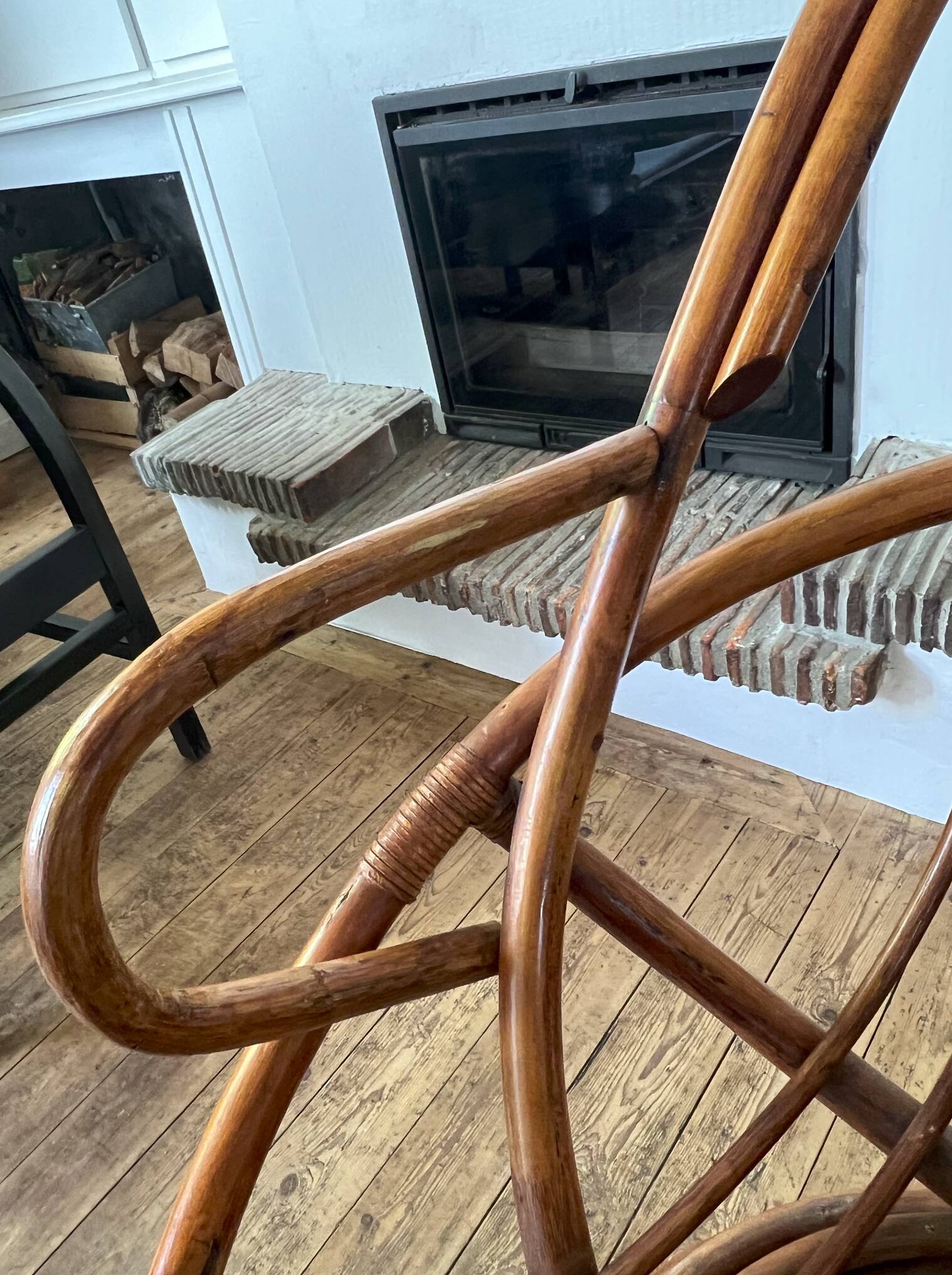 Pair of rotating rattan armchairs