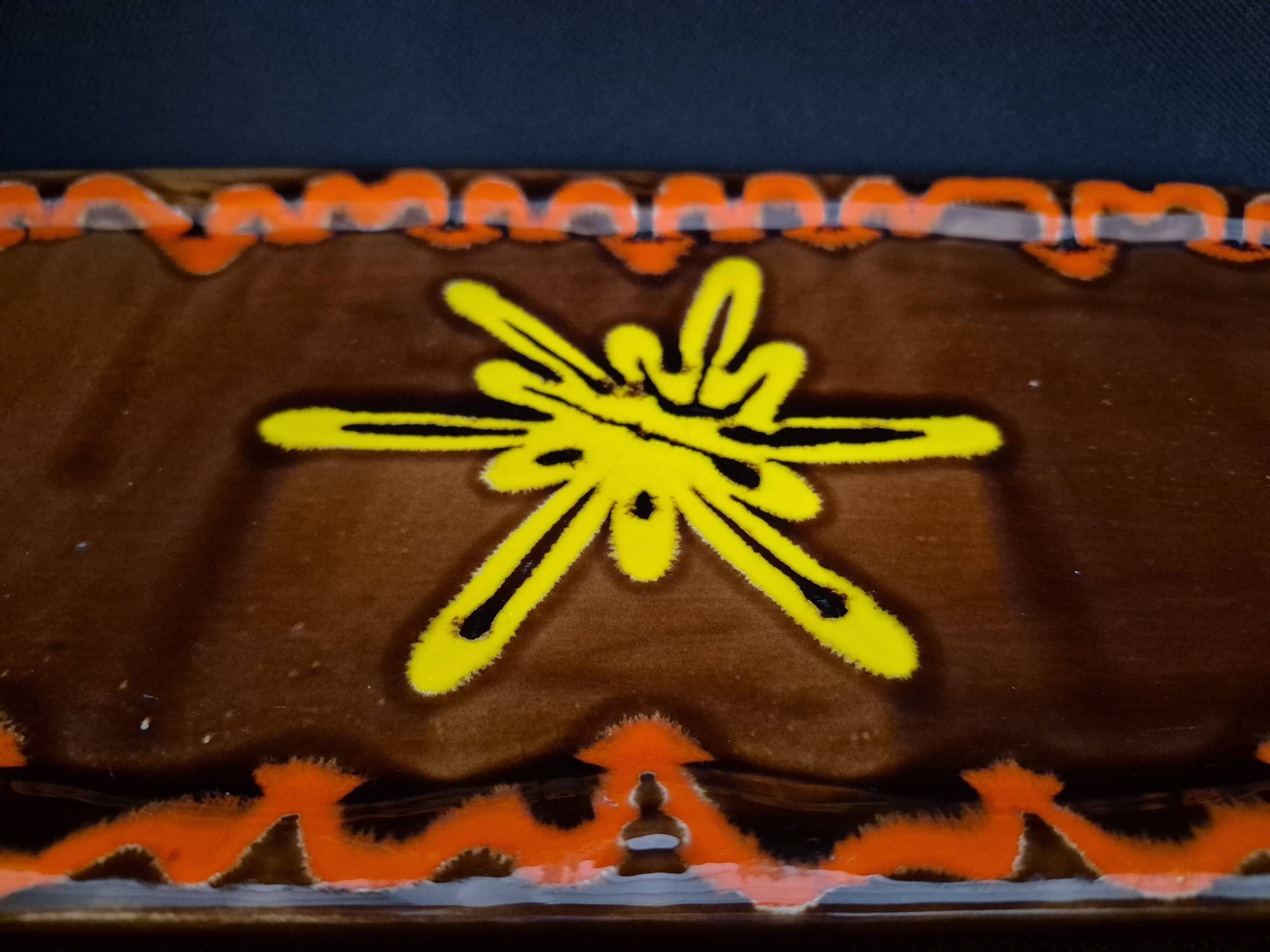 Vintage ceramic cake plate