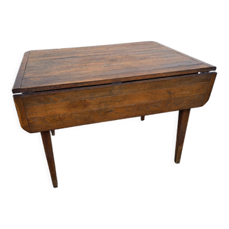Table ancienne atypique