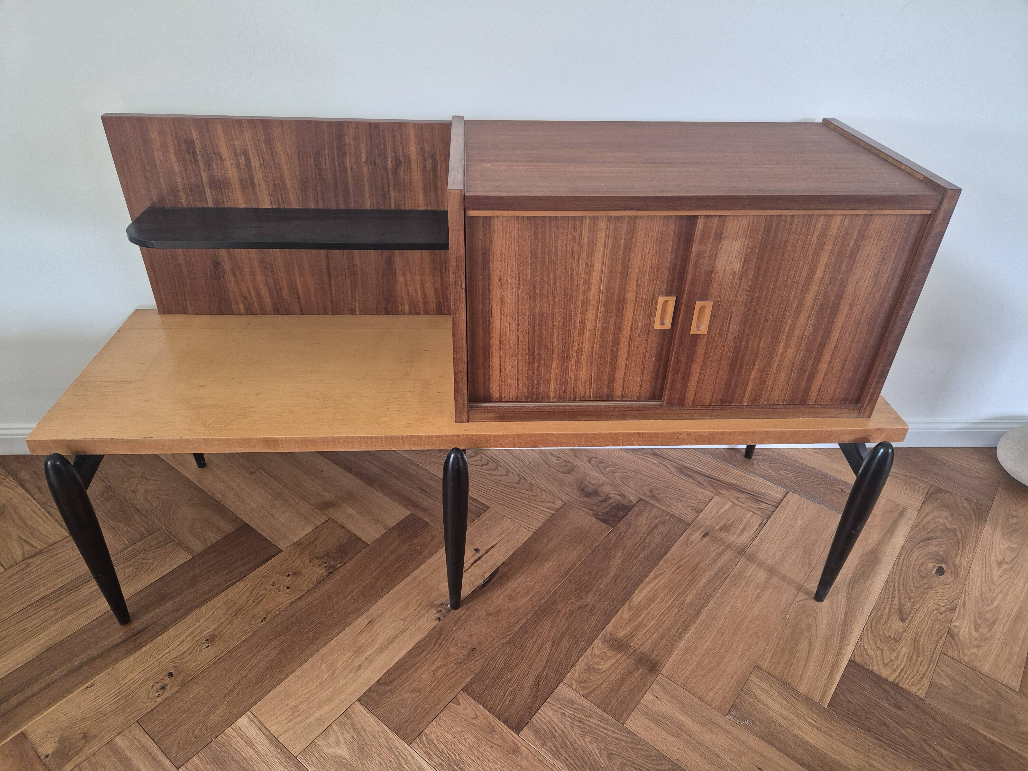 Meuble vintage dans le style d'Alfred Hendrickx