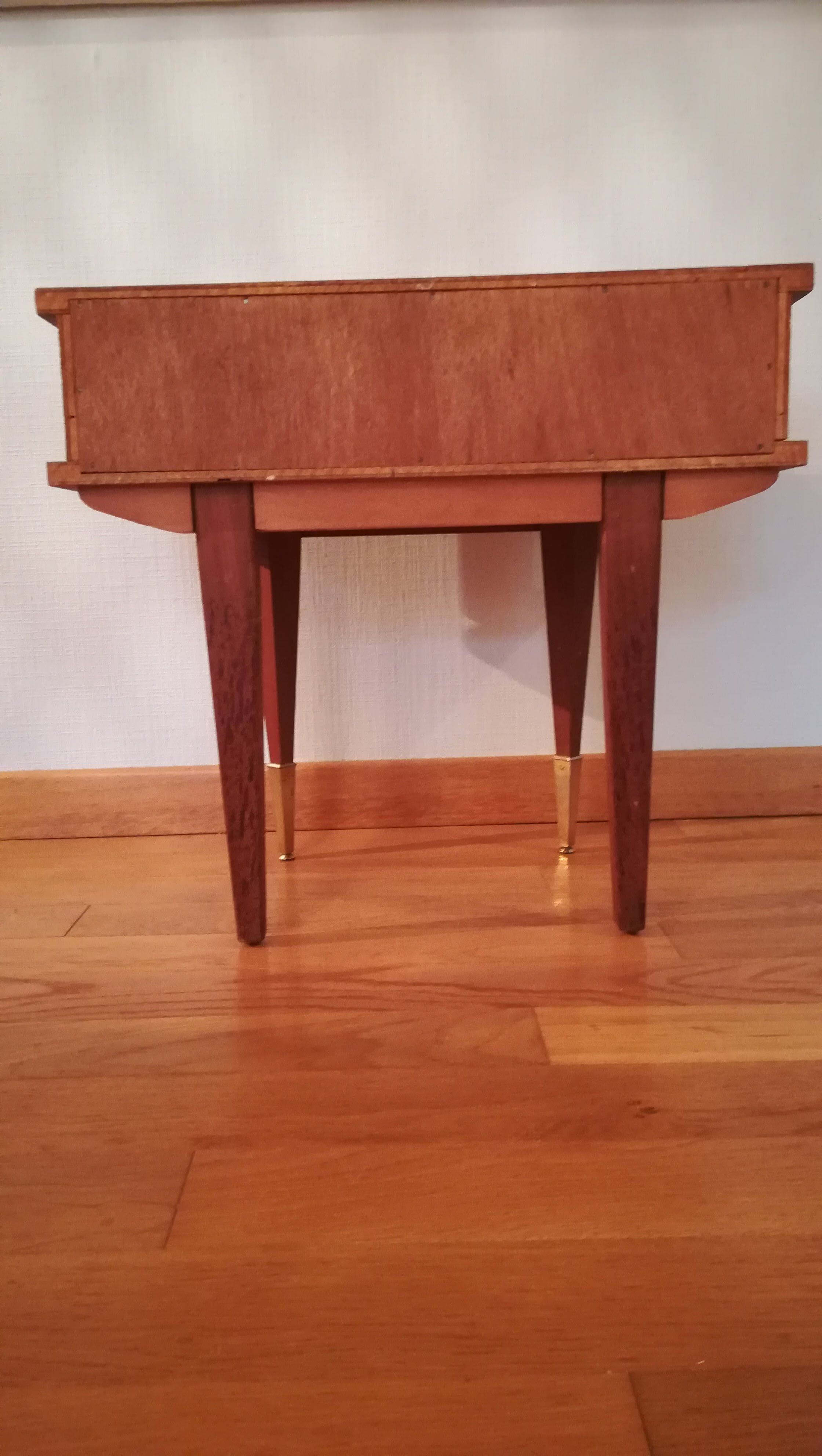 Bedside table