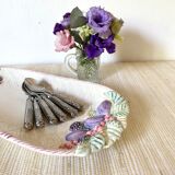 Long dish in fruit barbotine