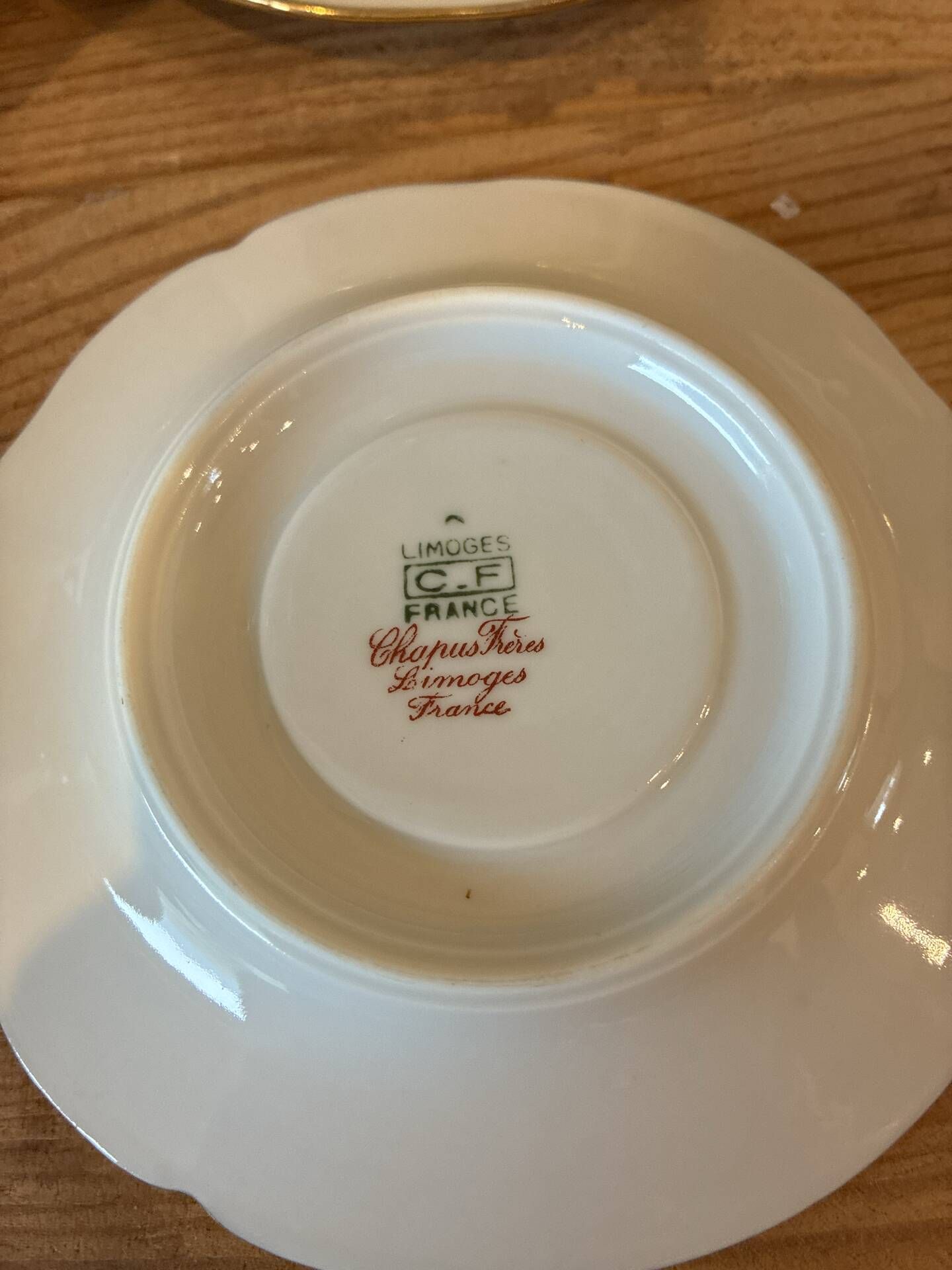Coffee/tea service in Limoges porcelain – Chapus Frères – Oi decor