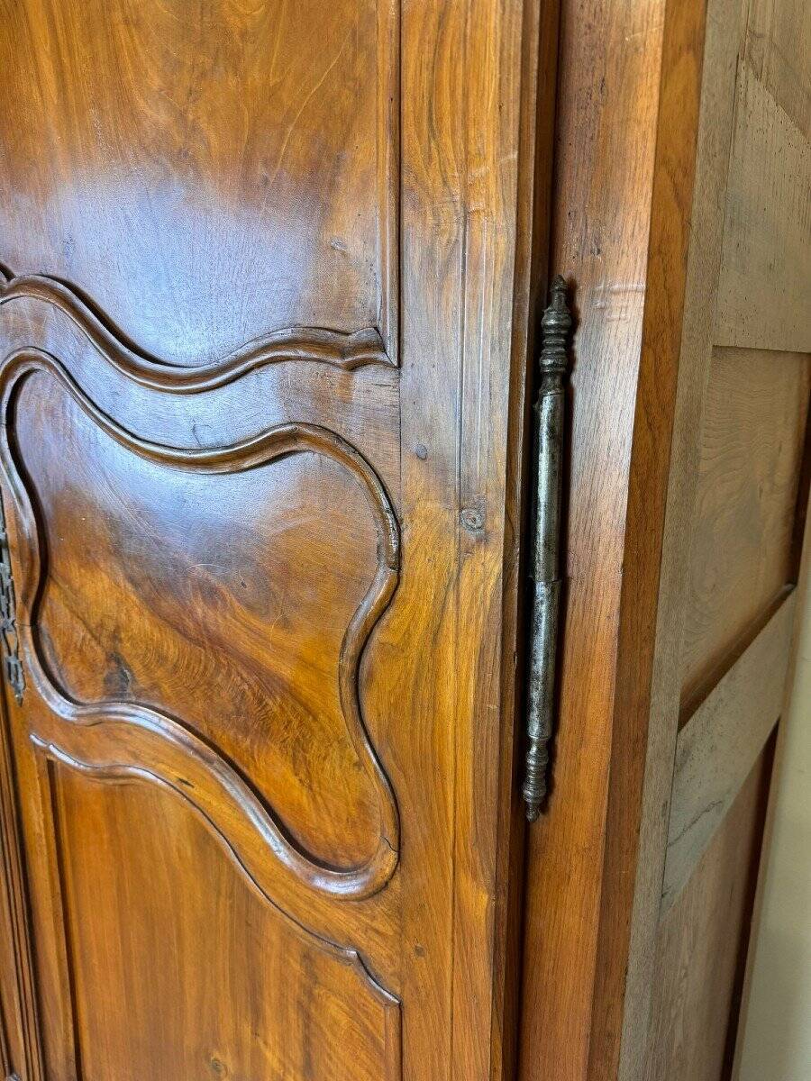 Armoury Lxv (17th Century) in Solid Walnut