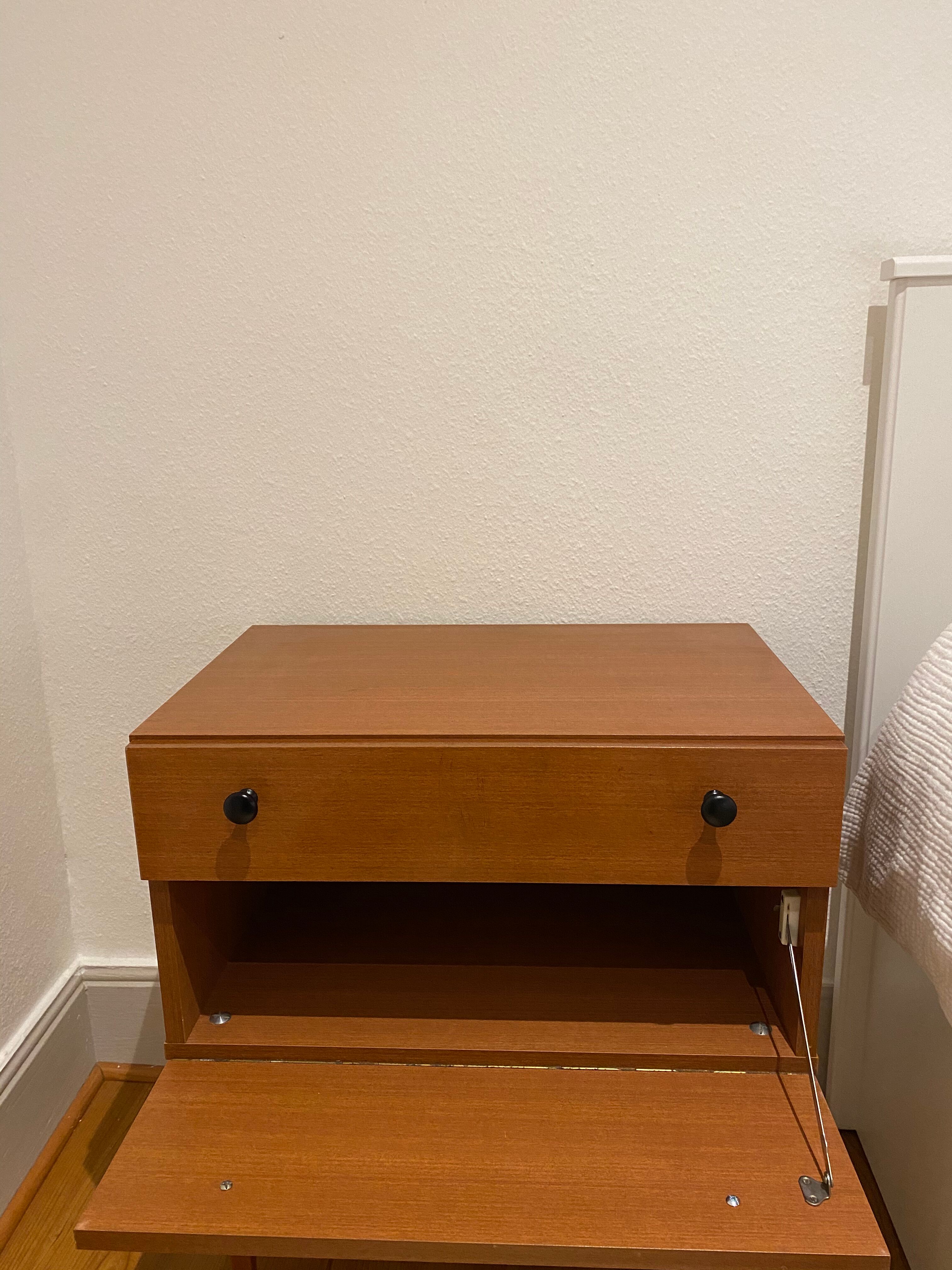 Scandinavian bedside