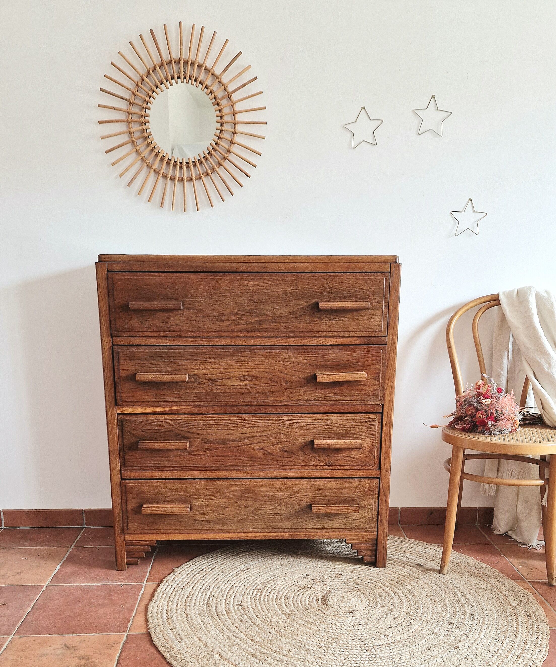 Art deco chest of drawers