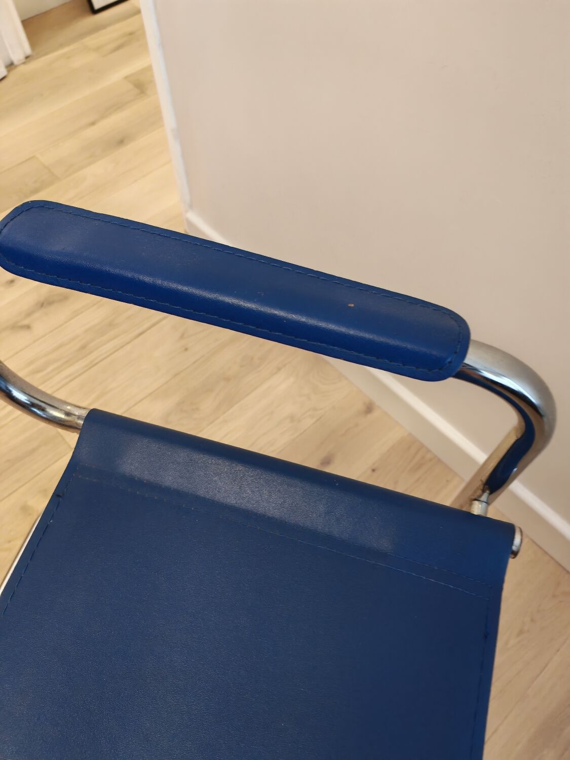 Breuer B34 blue armchair