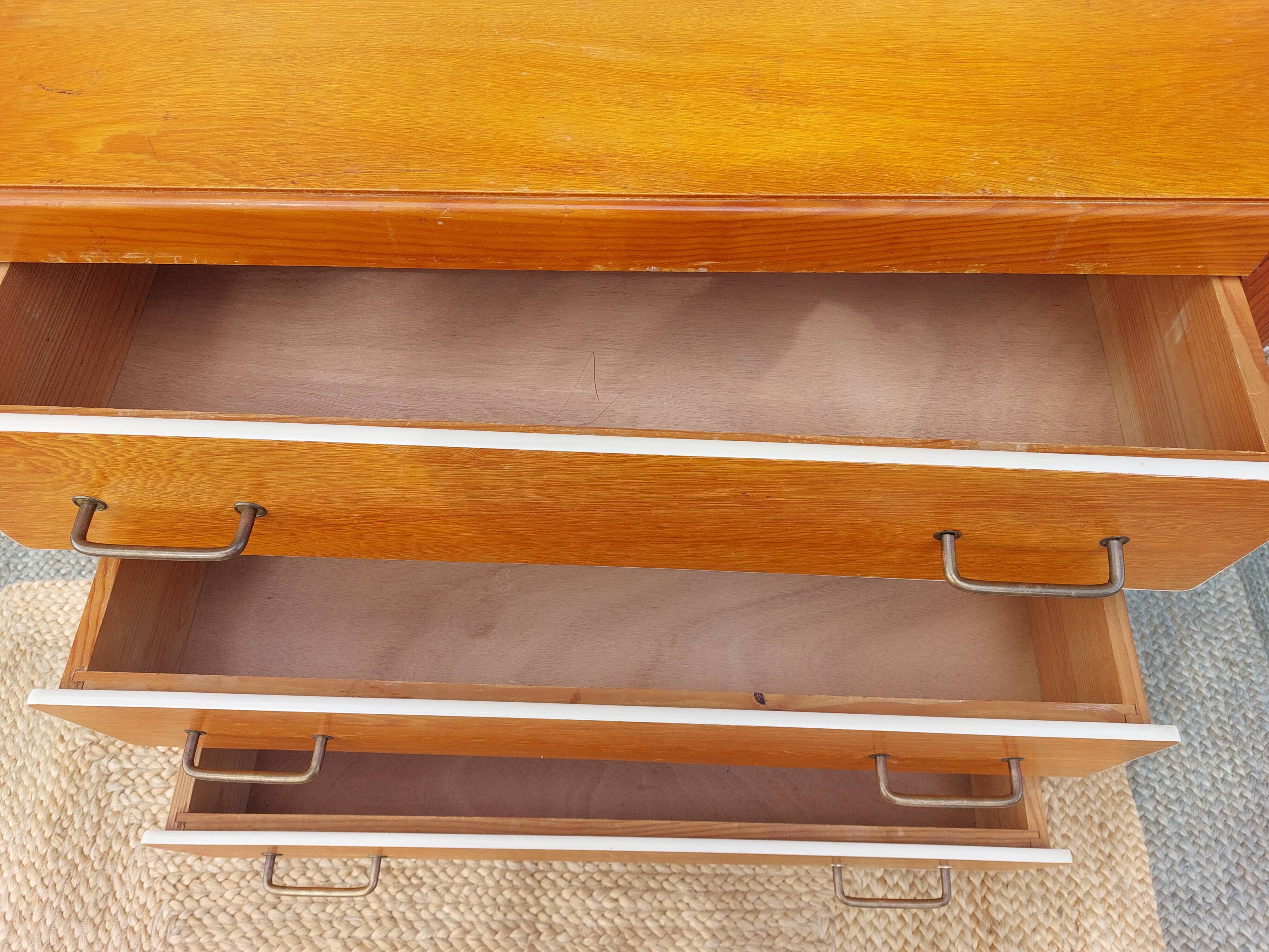 Commode vintage bois, galon blanc