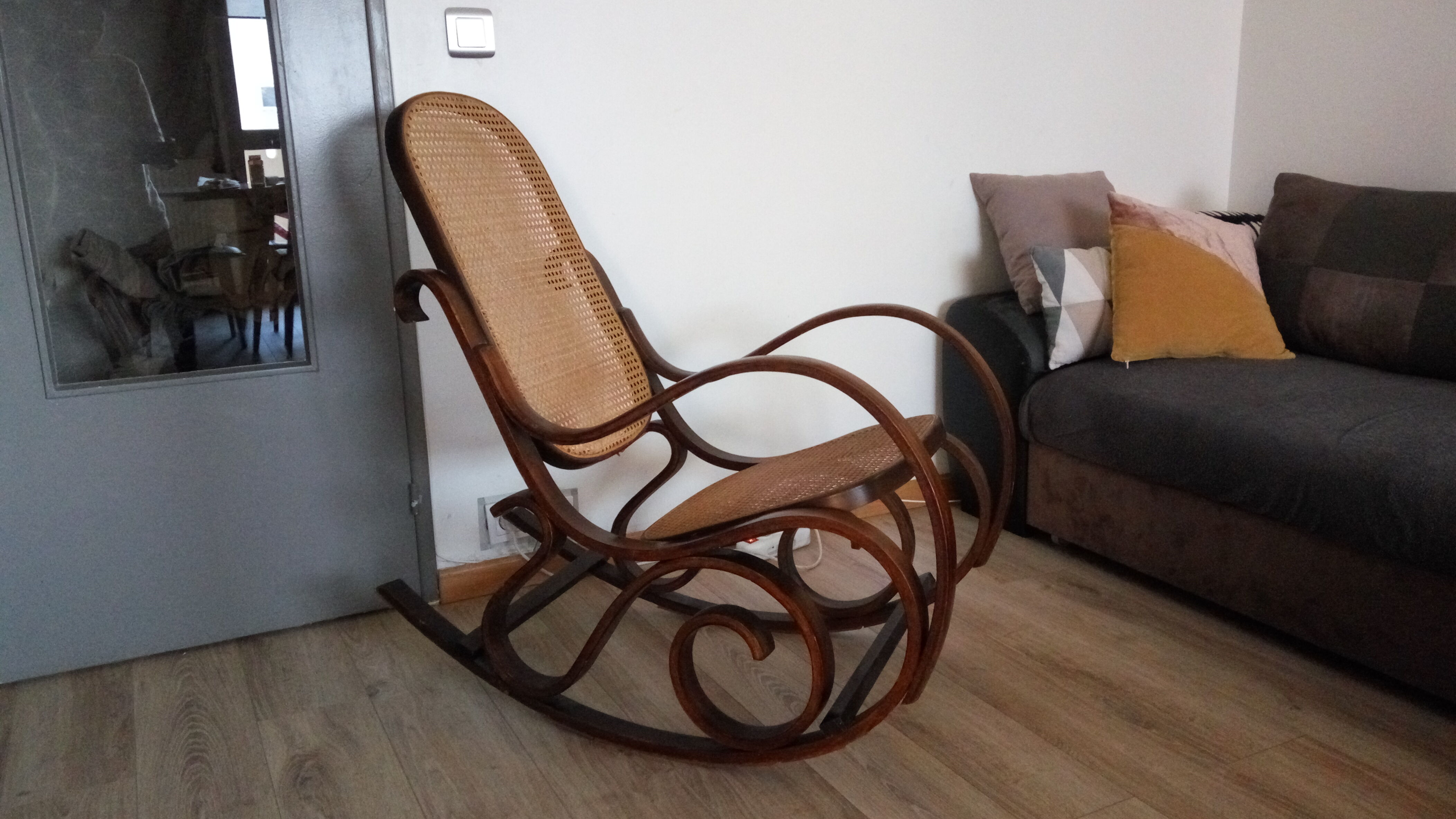 Rocking chair