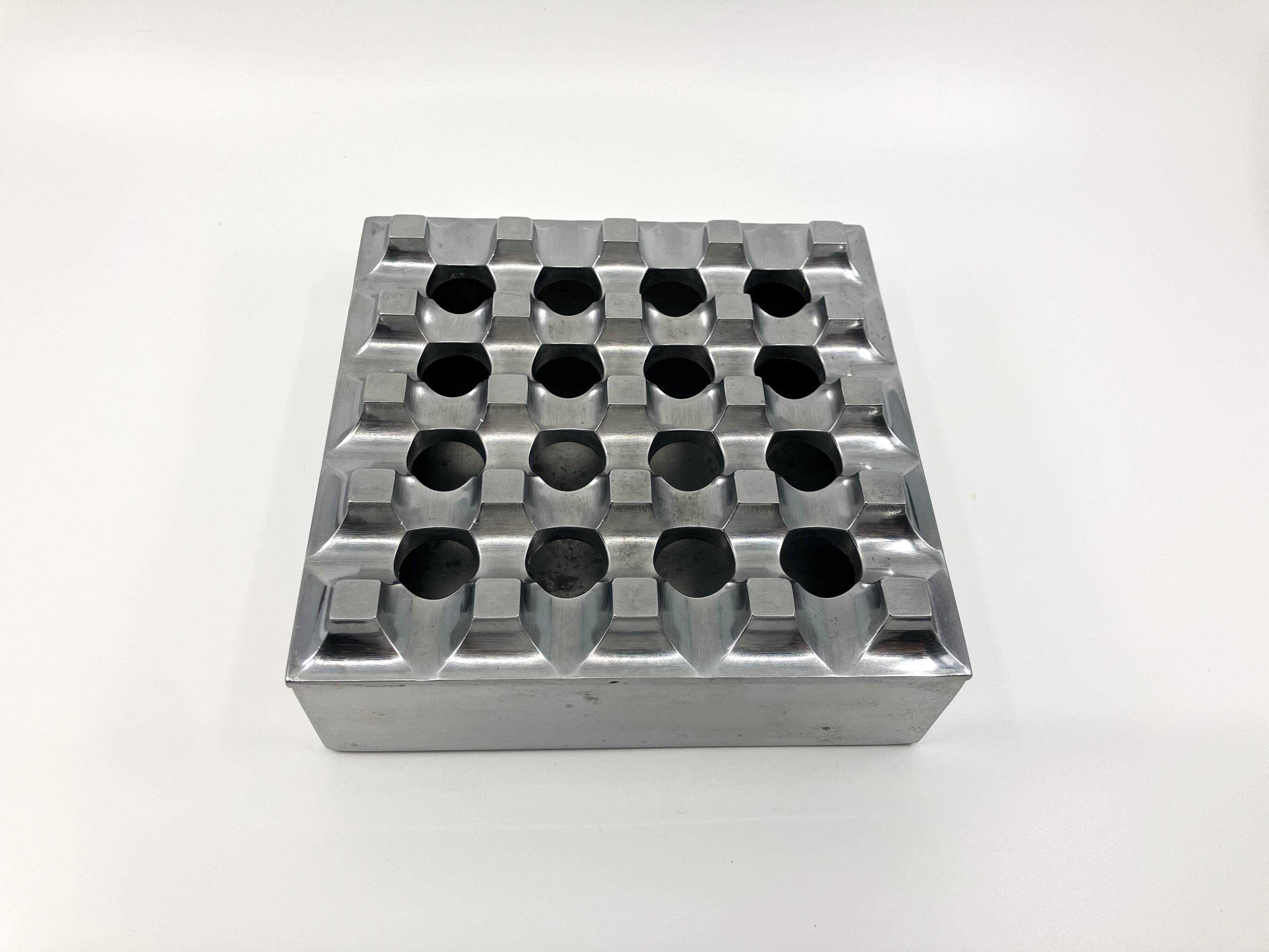 Ultima 15 ashtray • Design Ljungberg & Bäckström • 1970