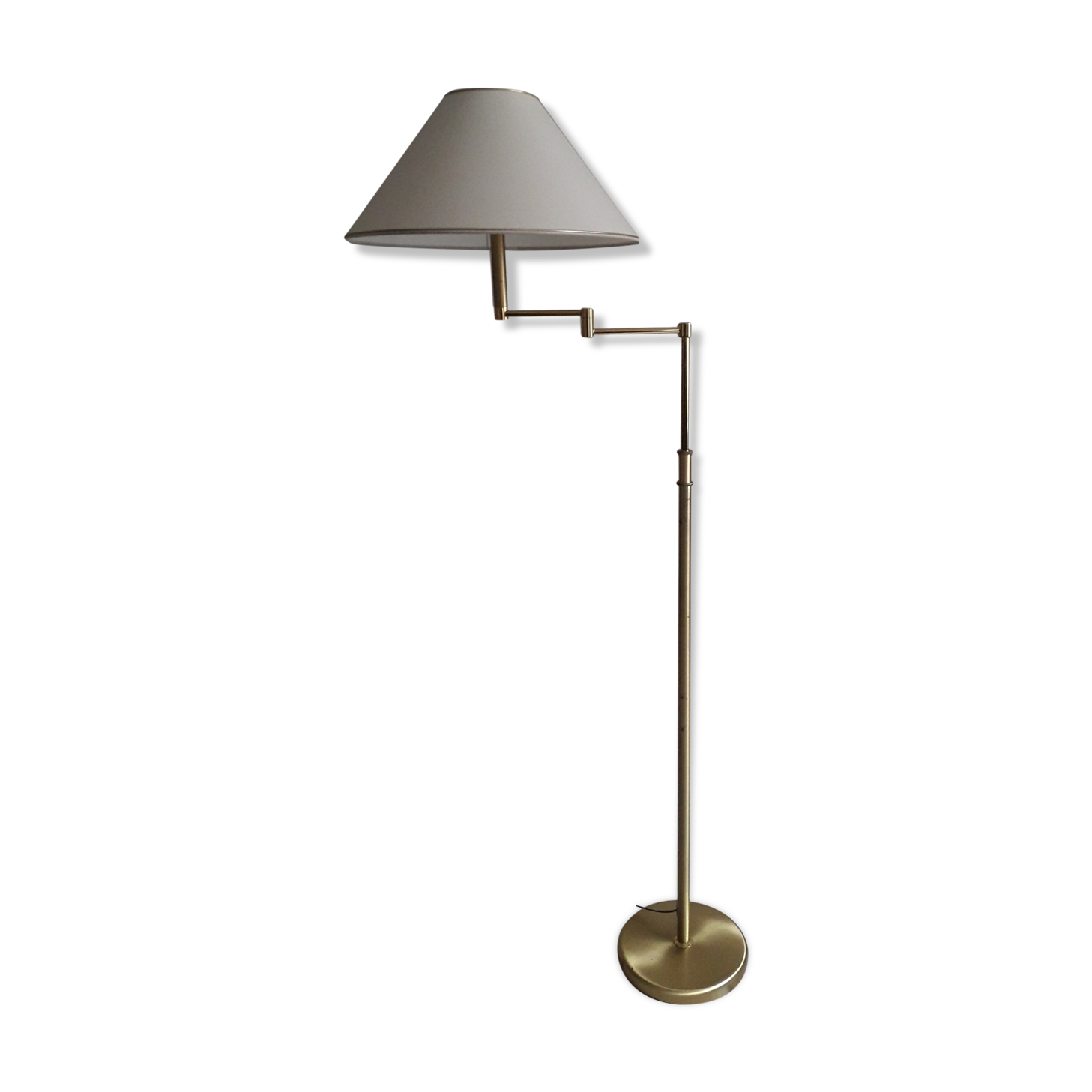 Double lighting brass floor lamp