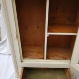 50's medicine cabinet