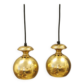 Une paire de lampes suspendues vintage des années 1960-70, suédoises ou danoises.