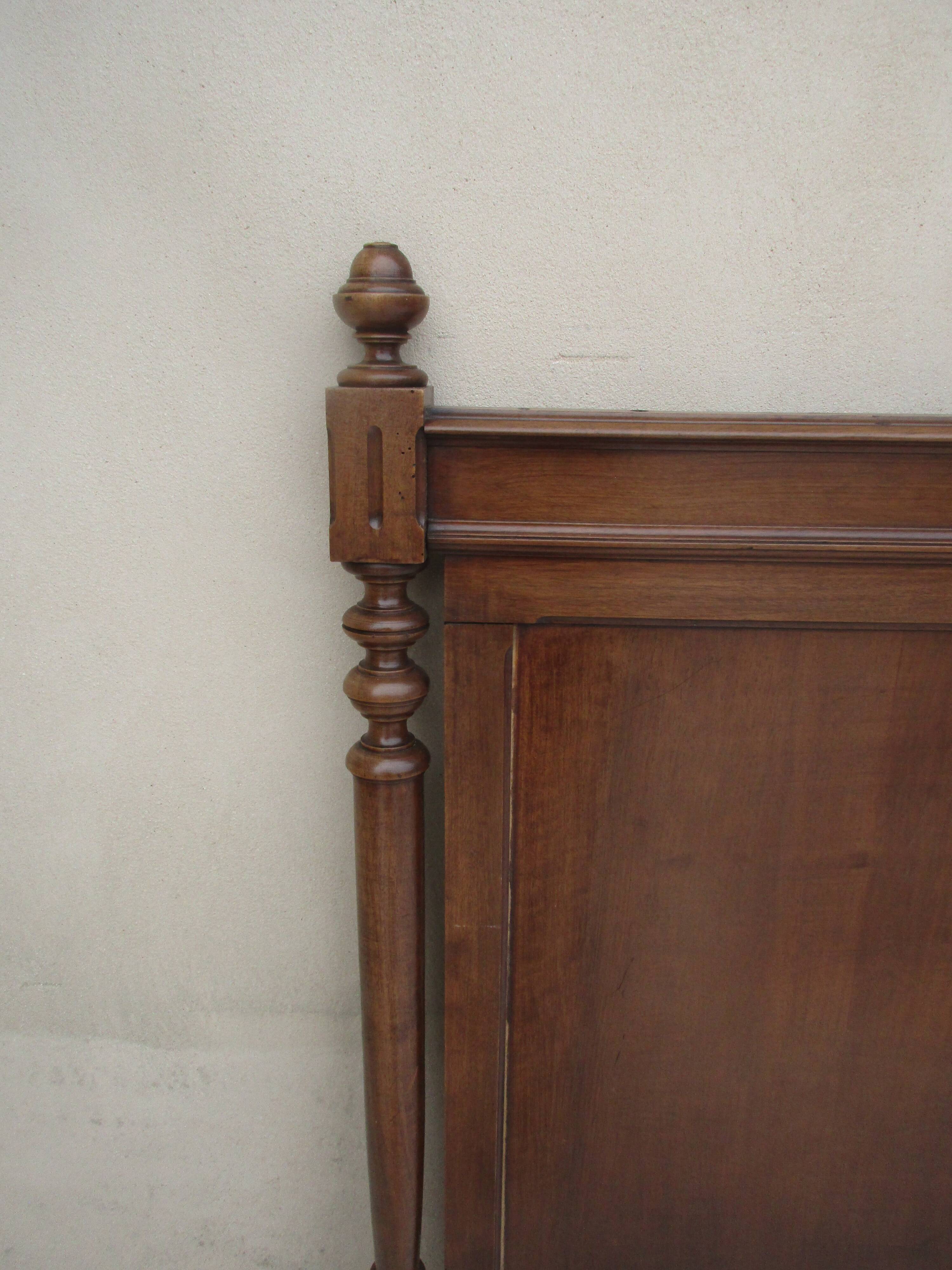 Vintage headboard 30s