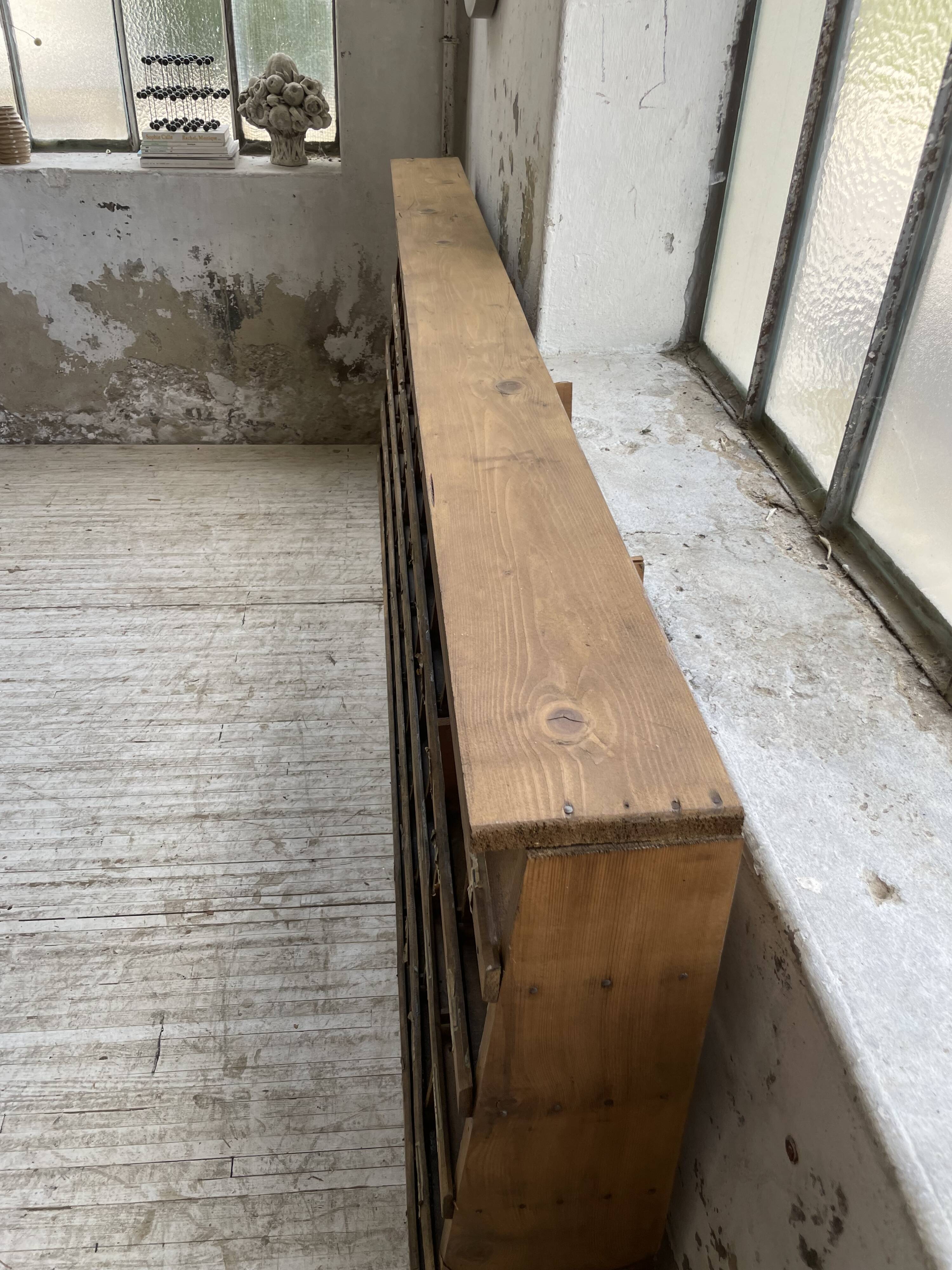 Meuble de métier pin à cases XL 250cm