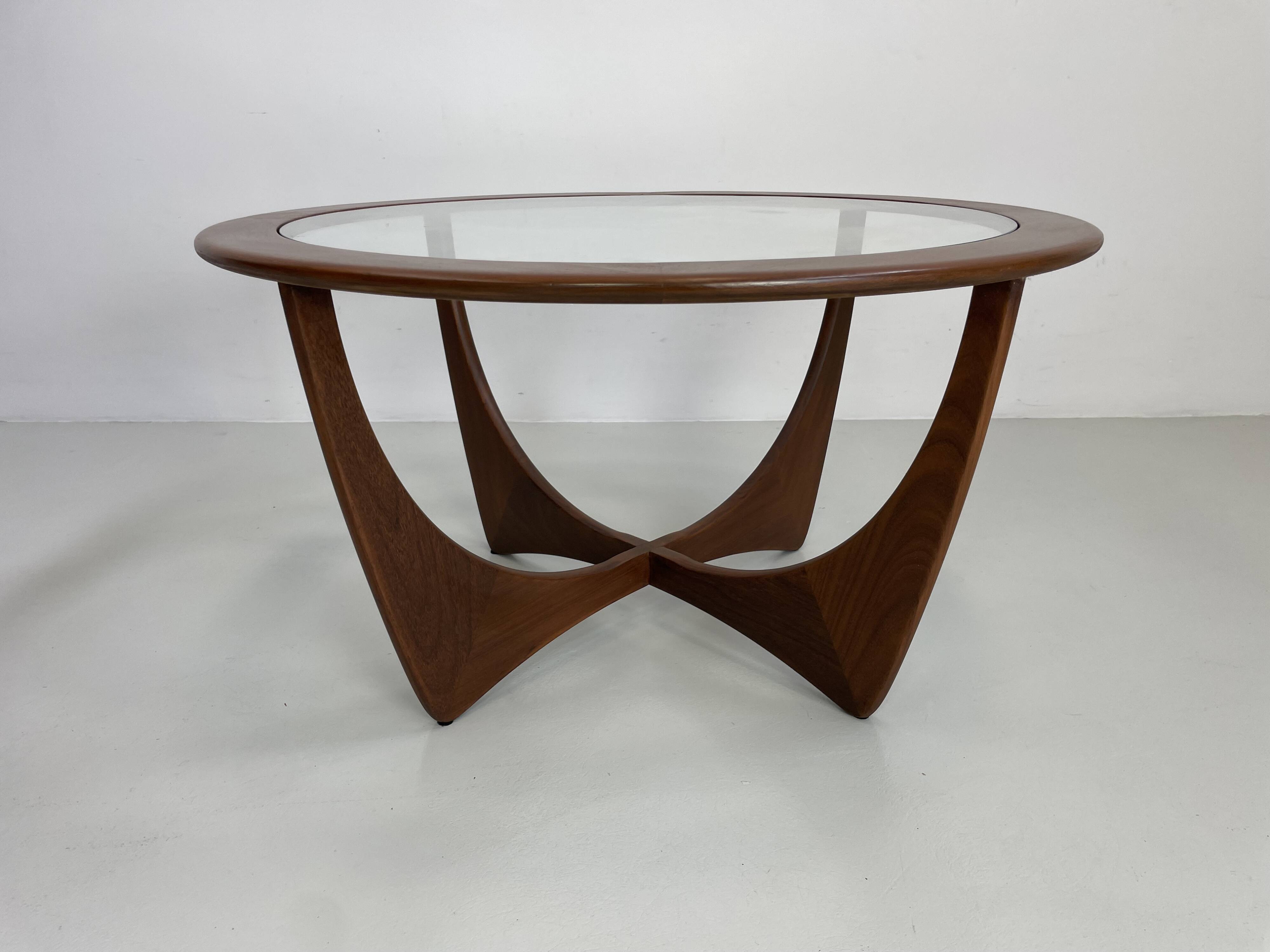 Teak coffee table from the 1960s by G-Plan design by V.Wilkins