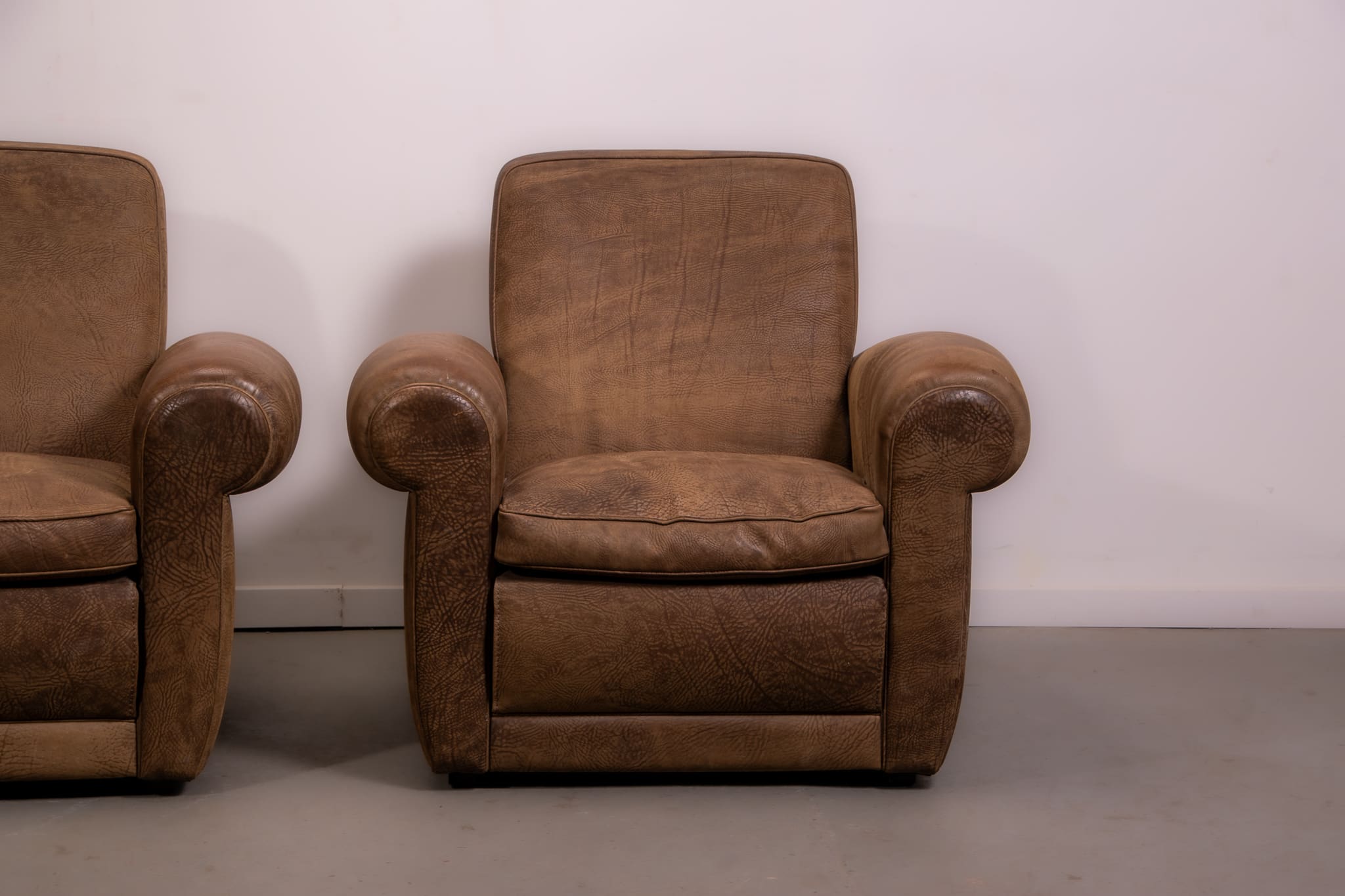 Mickey armchairs by Baxter Italy in Nabuk camel leather, circa 1998