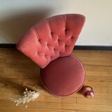 Mariette pink toad fireside chair