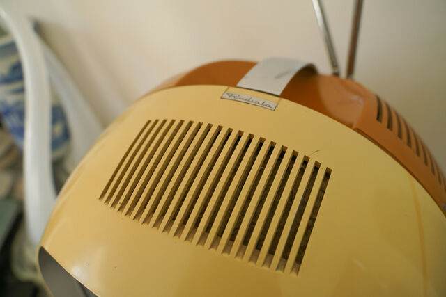 Vintage Radiola ball TV