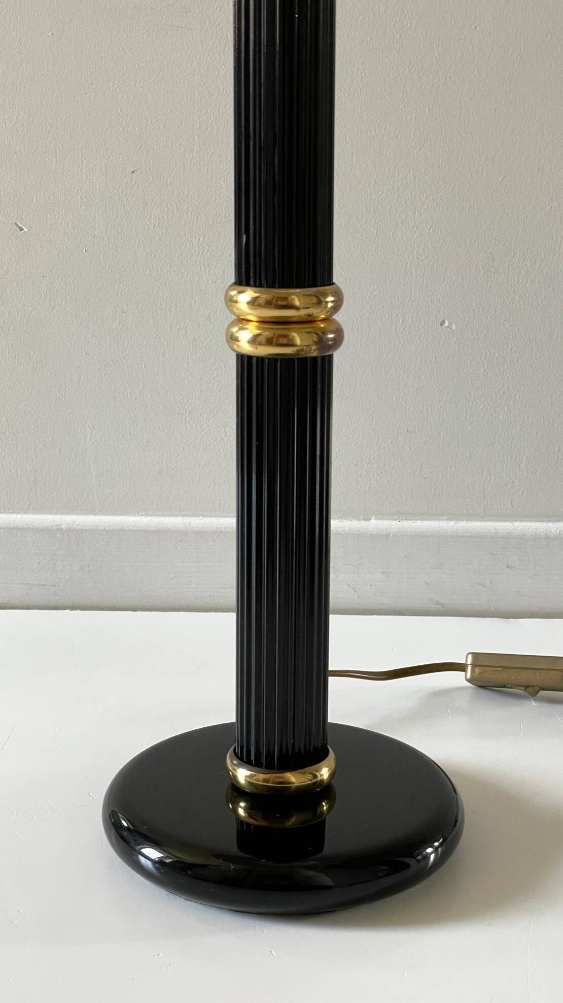 Lampe colonne par le dauphin