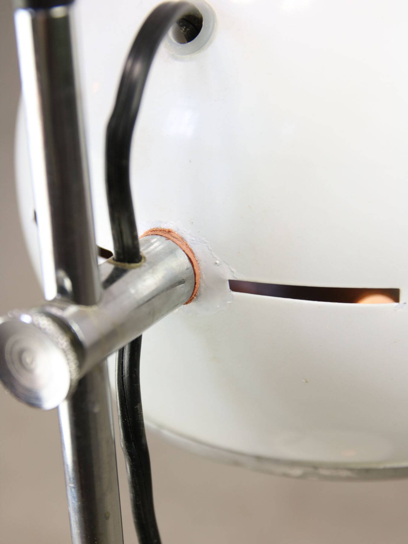 Space-age Italian Table Lamp in White Colour, 1970s