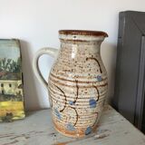 Sandstone pitcher