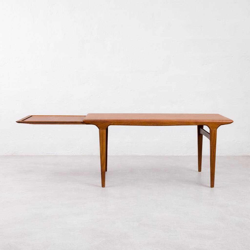 Dining table with extension leaf, Johannes Andersen, Uldum Møbelfabrik