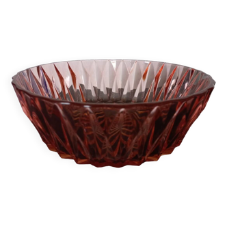 Chiseled pink glass salad bowl