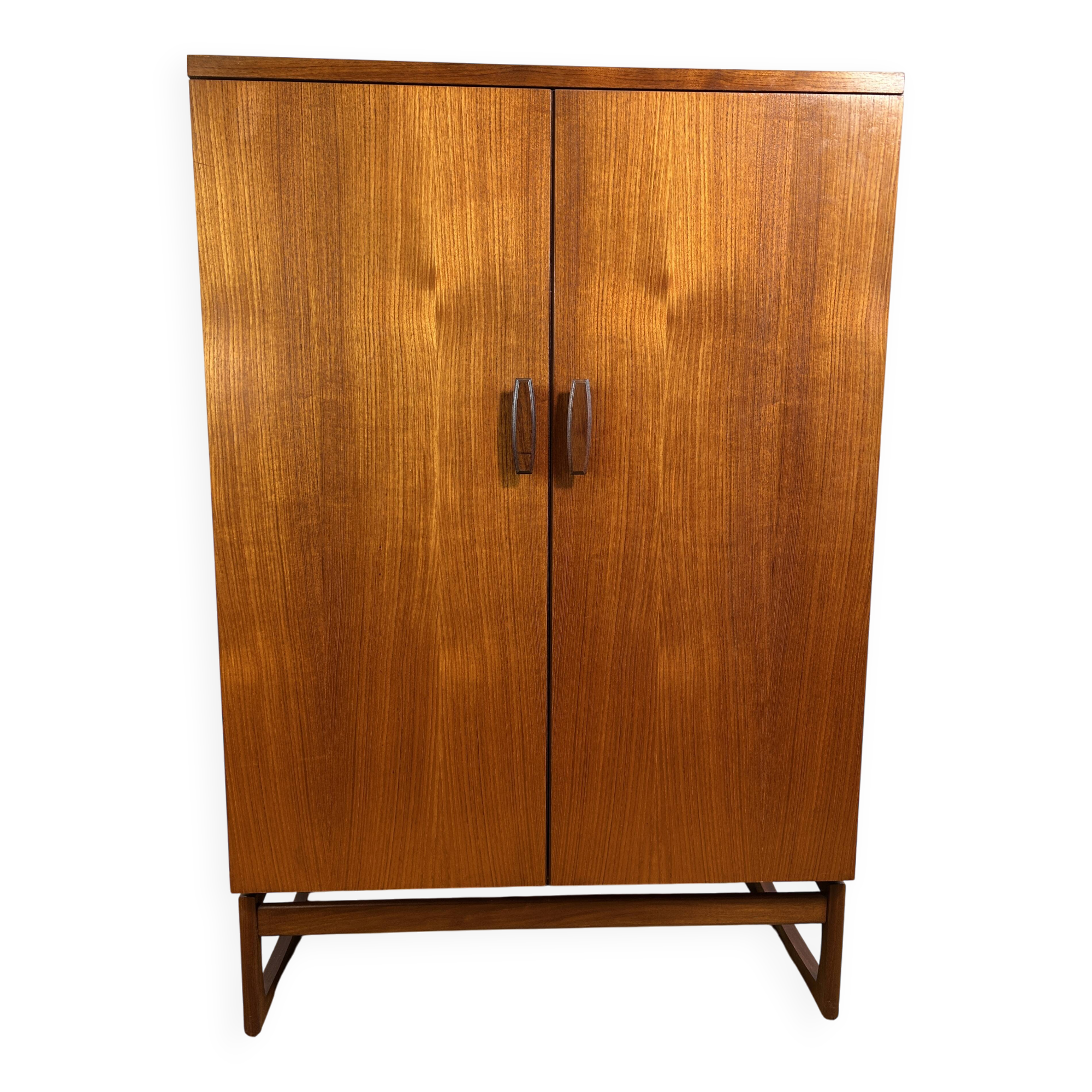 Mid-Century Retro Vintage Teak Batchelor Wardrobe G Plan – 1960 Quadrille