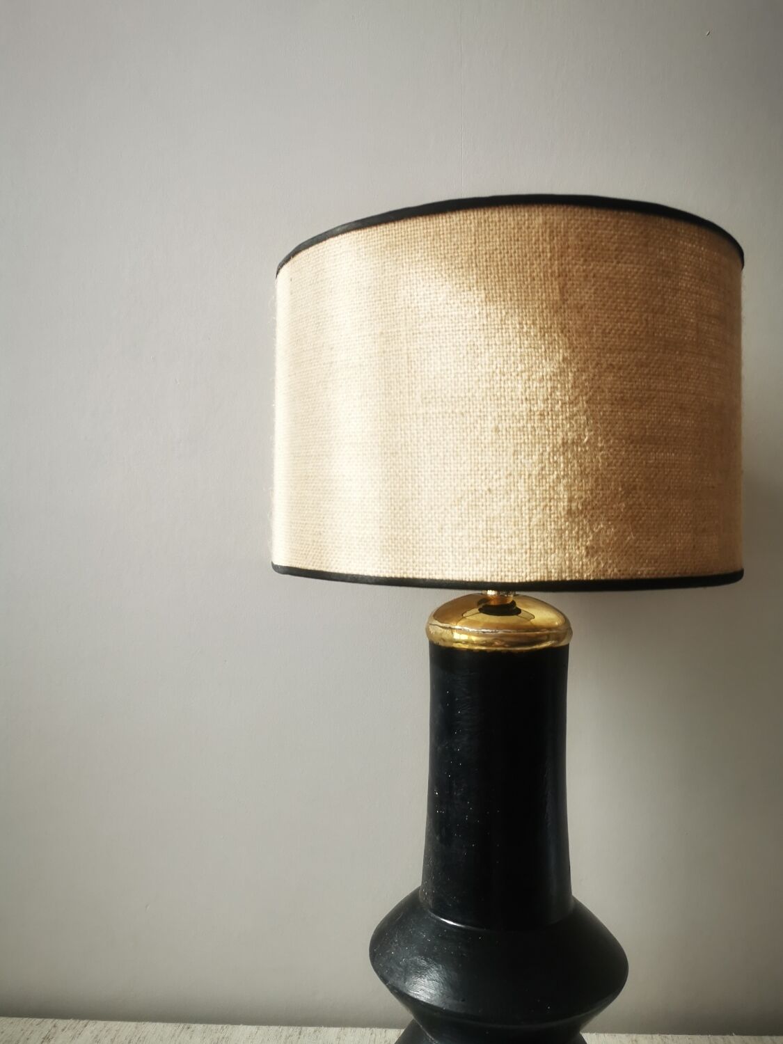 Black ceramic lamp