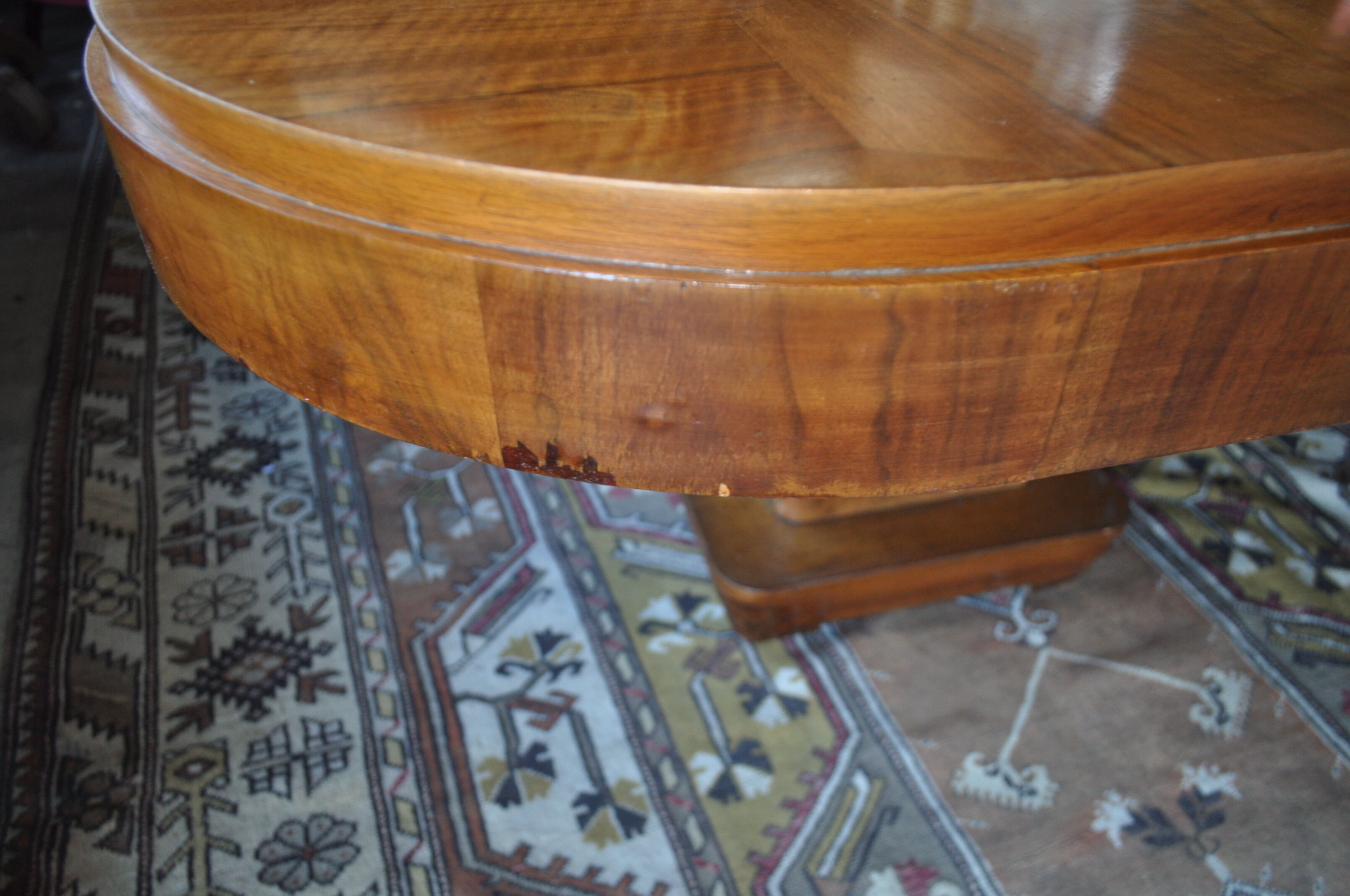 Artdeco dining table.