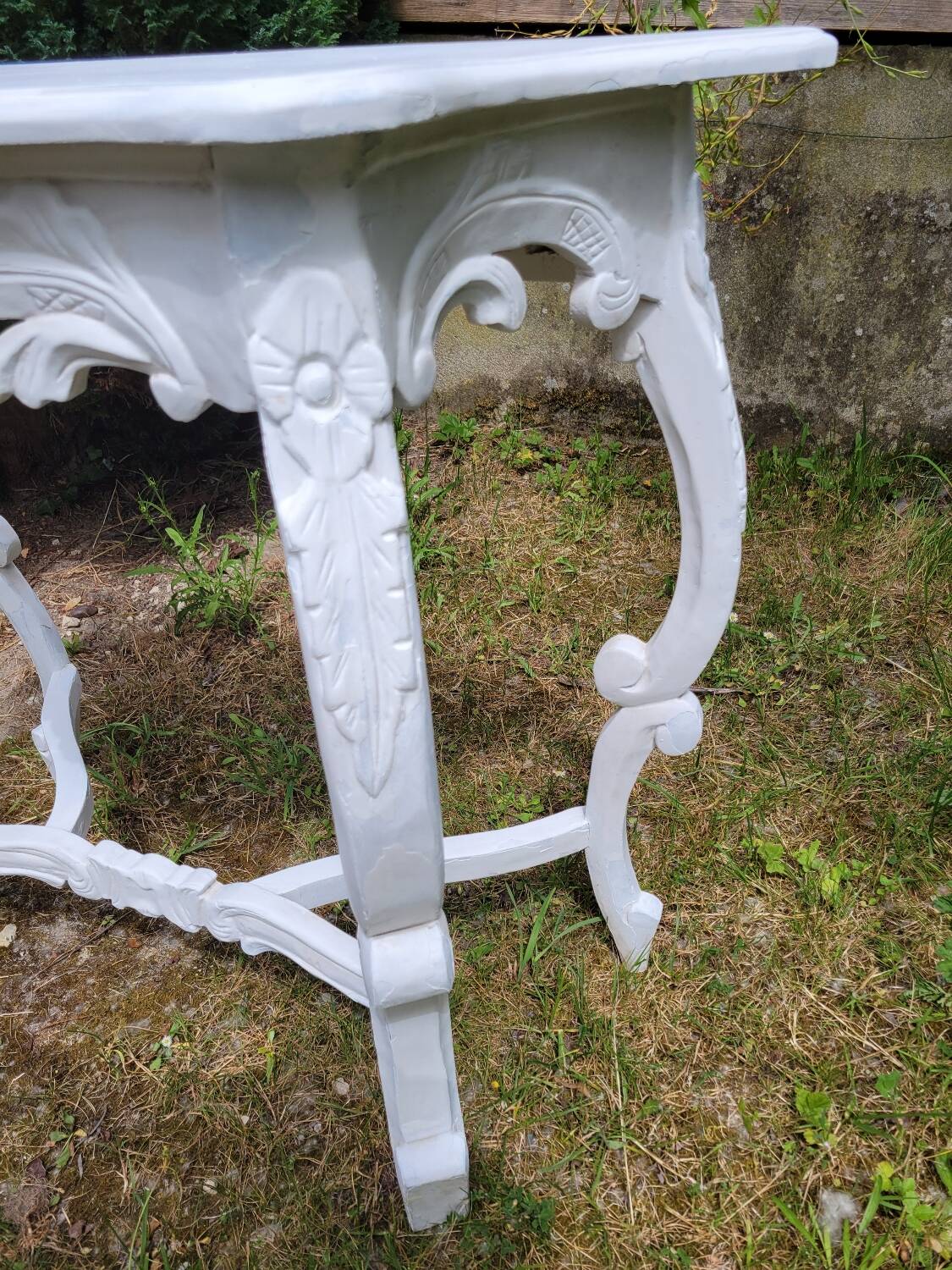 Painted wooden console