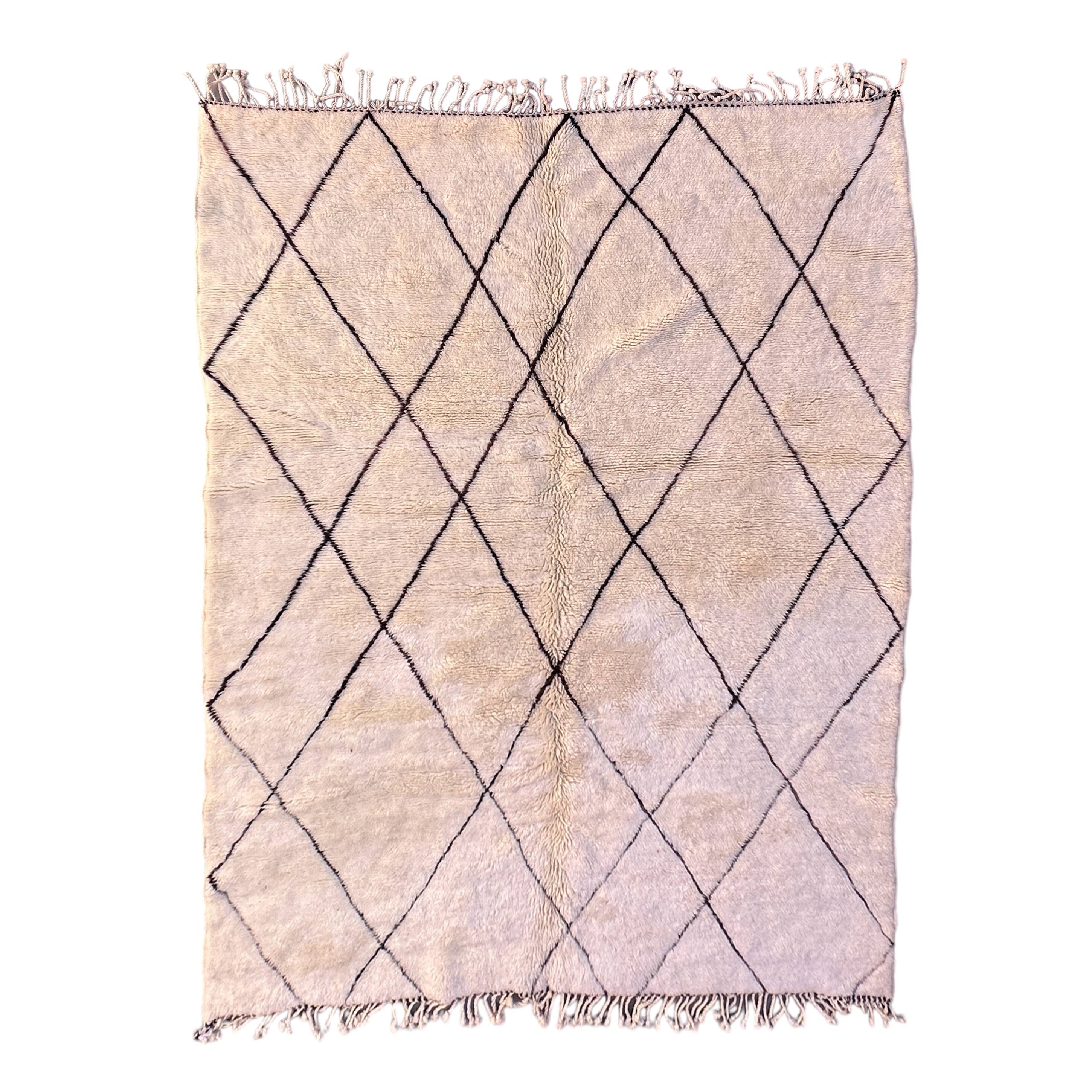 Moroccan rug Beni M'Rirt white - 224 x 294 cm