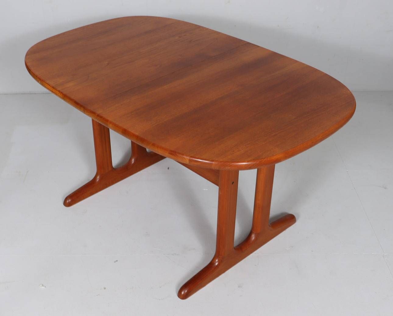Mid-century extendable dining table/teak table by Glostrup, Denmark, 1960s.