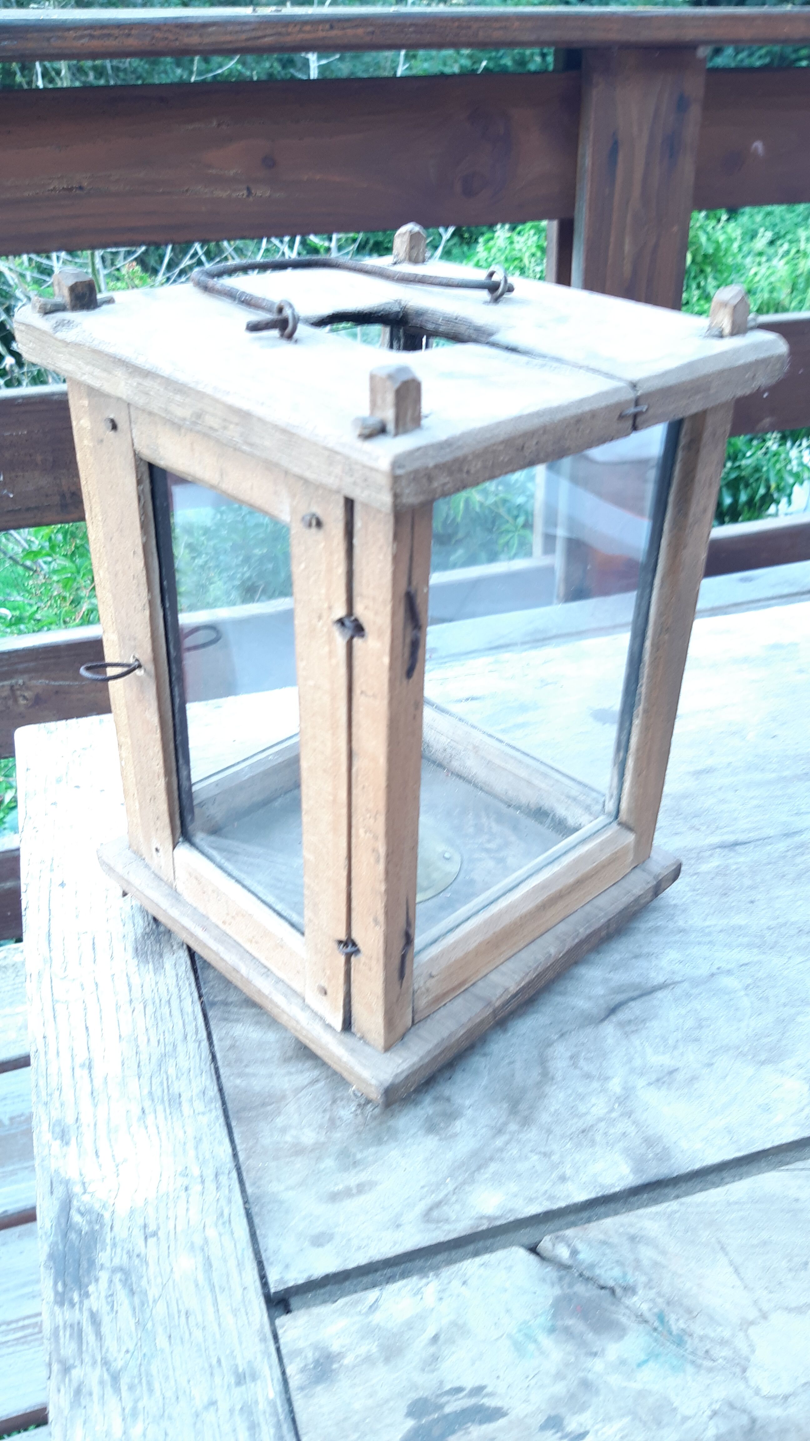 Lanterne en bois