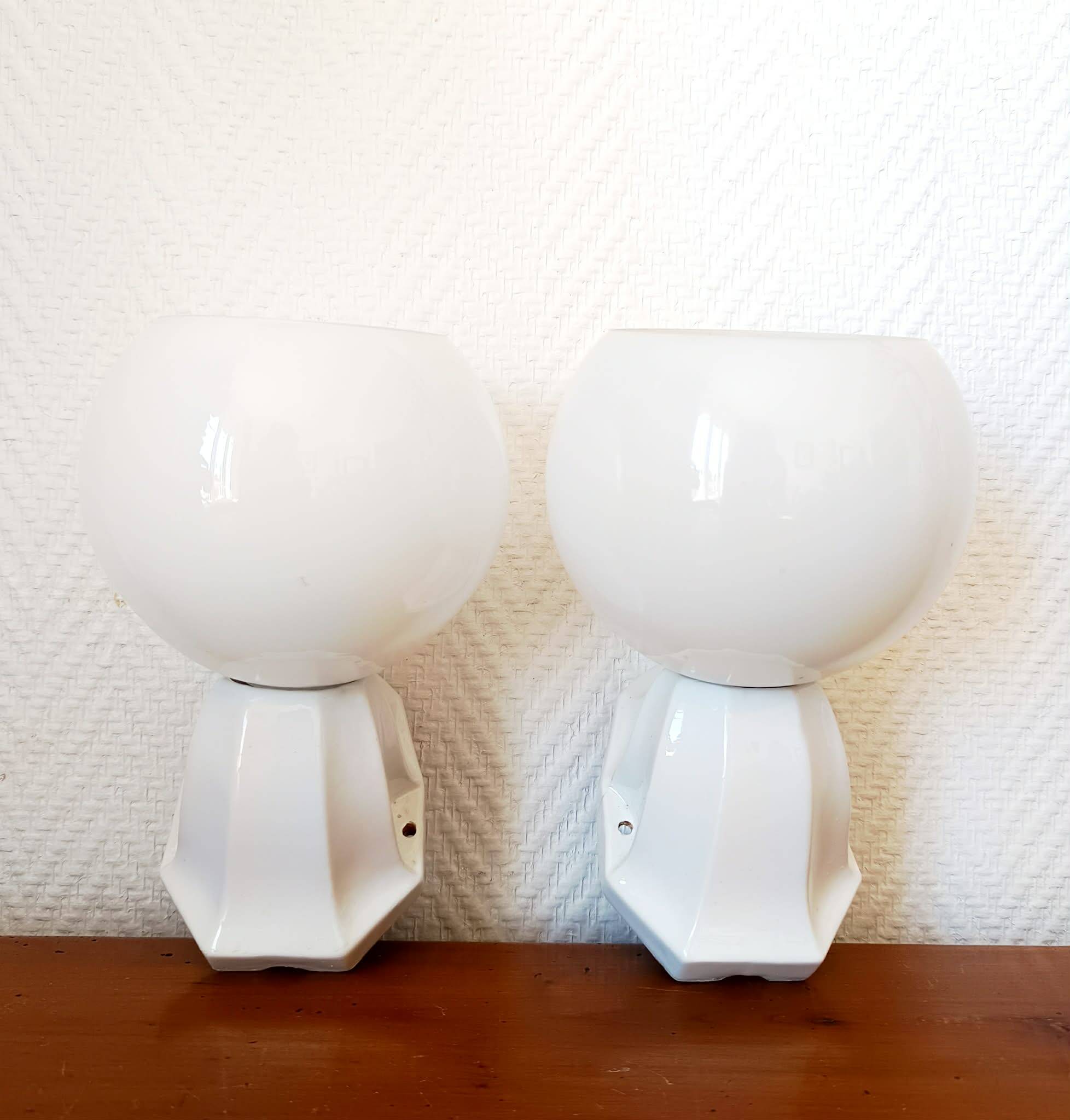 Pair of porcelain and opaline wall lights in Art Deco style