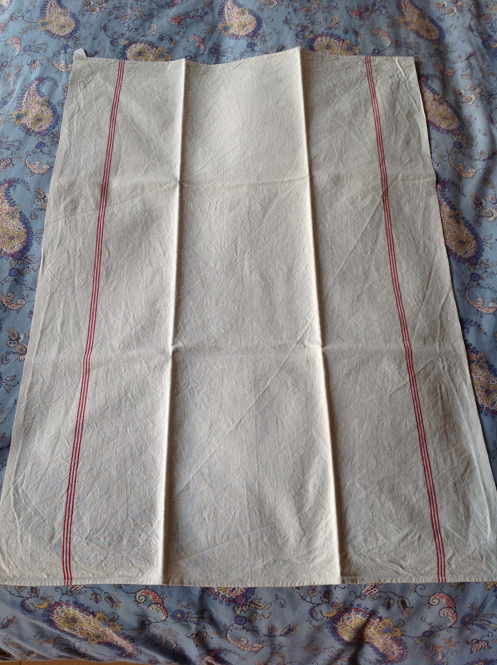 Lot of 3 old but new tea towels