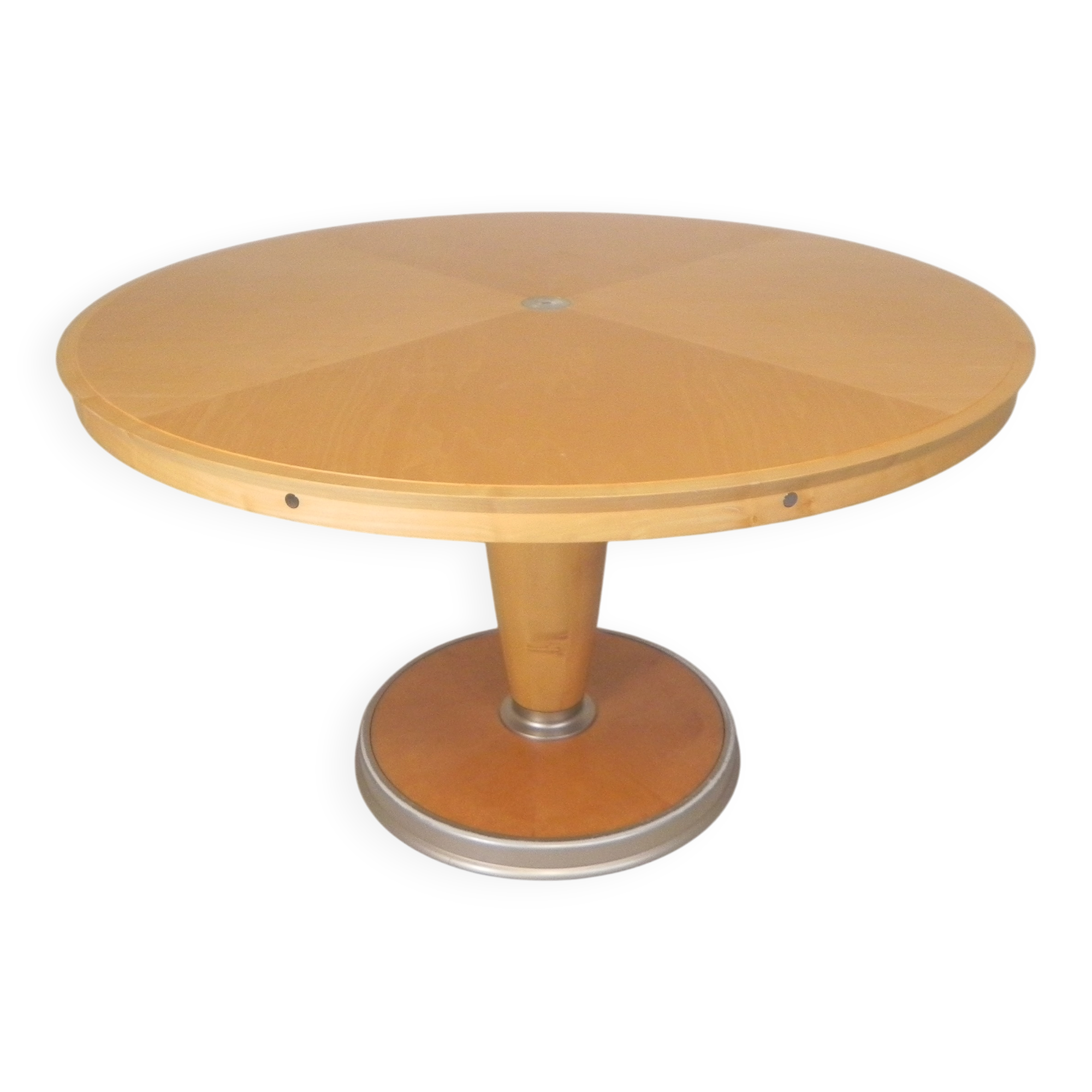 Dining table Isa by Chi Wing Lo for Giorgetti, 130 cm, 1990s