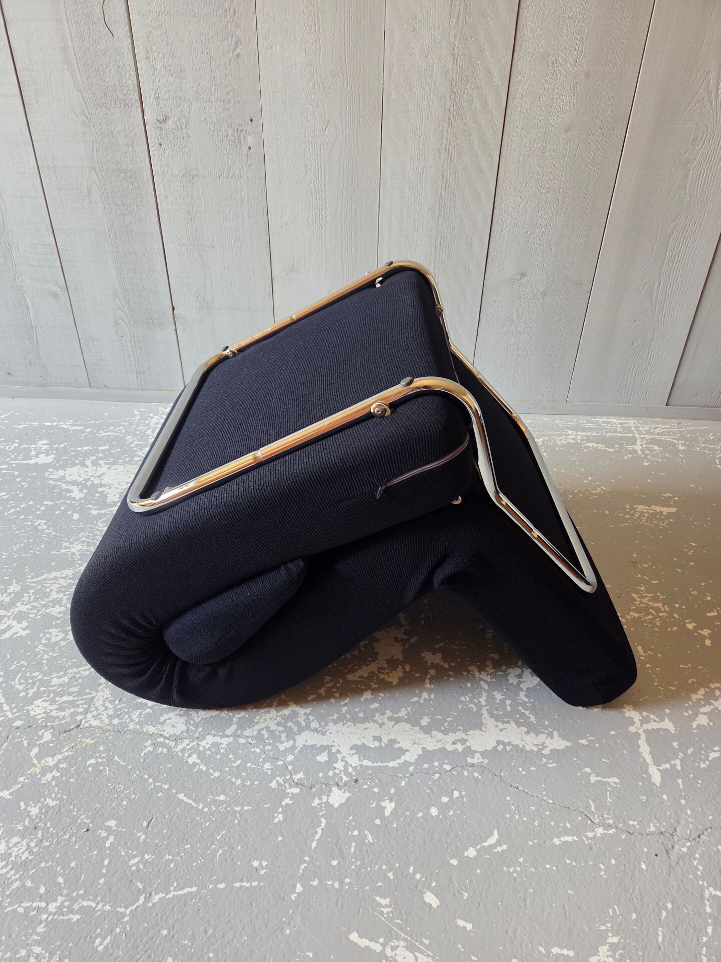 Poppy armchair