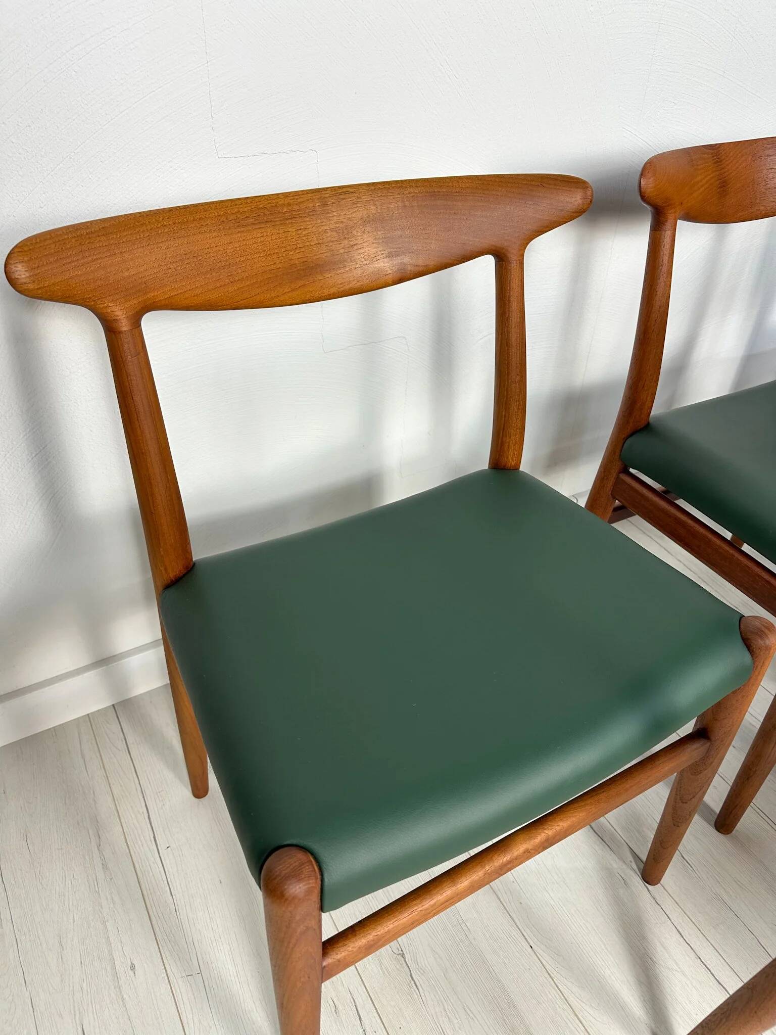 1950s set of 5 vintage Danish teak dining chairs W2 by Hans J. Wegner for CM Madsen