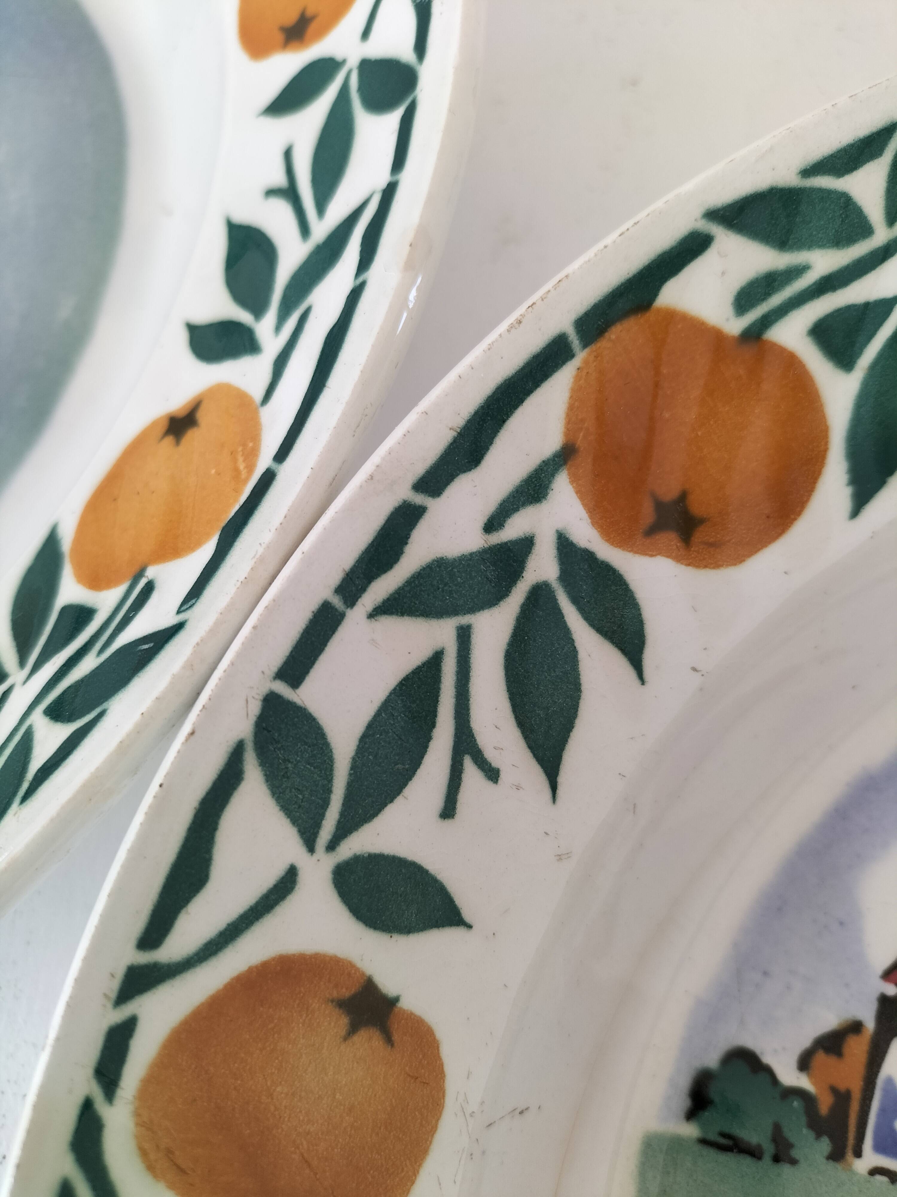 Pair of Saint Amandinoise deep dishes from the 50s