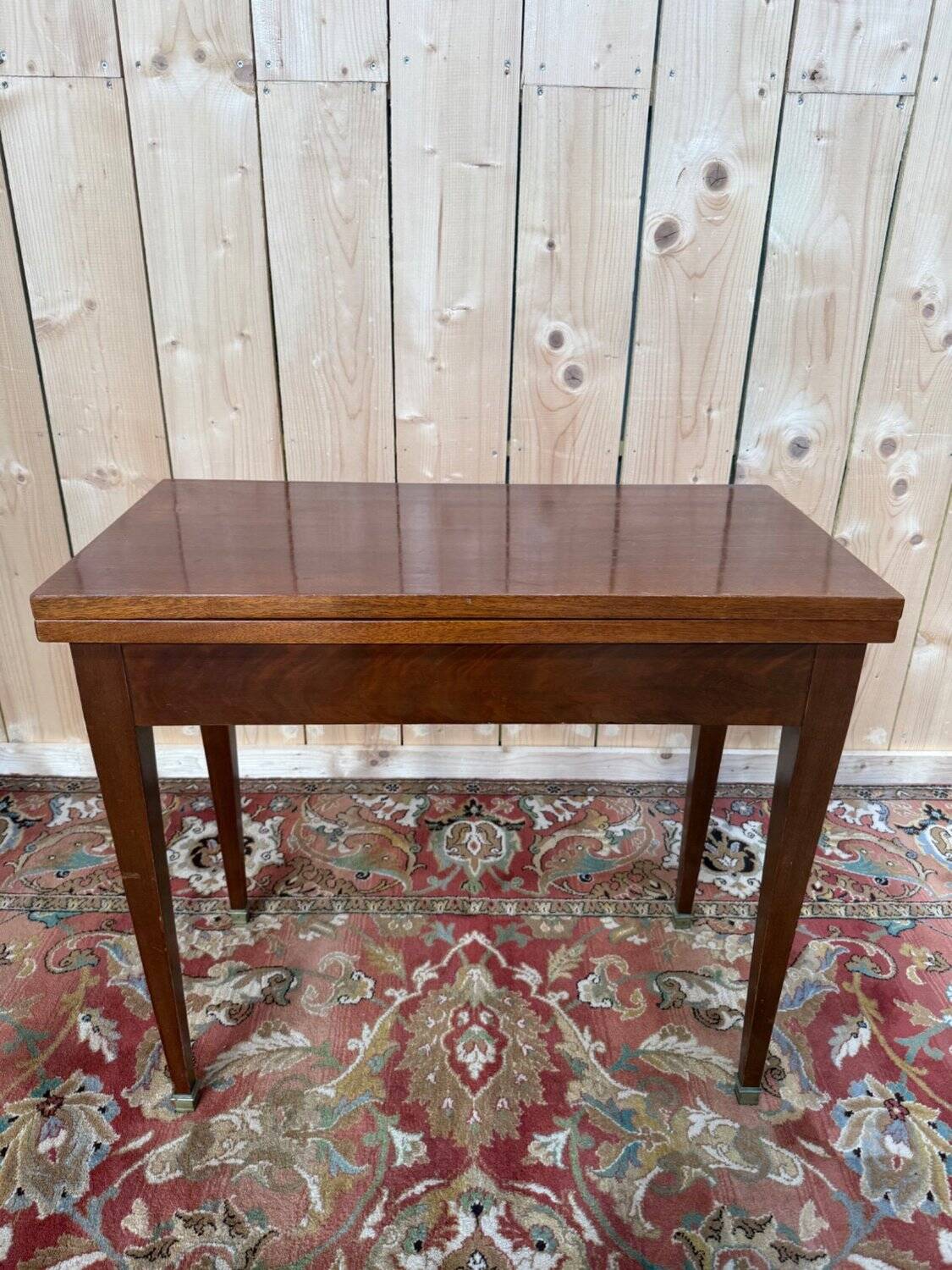 Folding game table – Louis XVI-Directoire style – Solid mahogany and brass