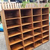 Trade furniture with lockers