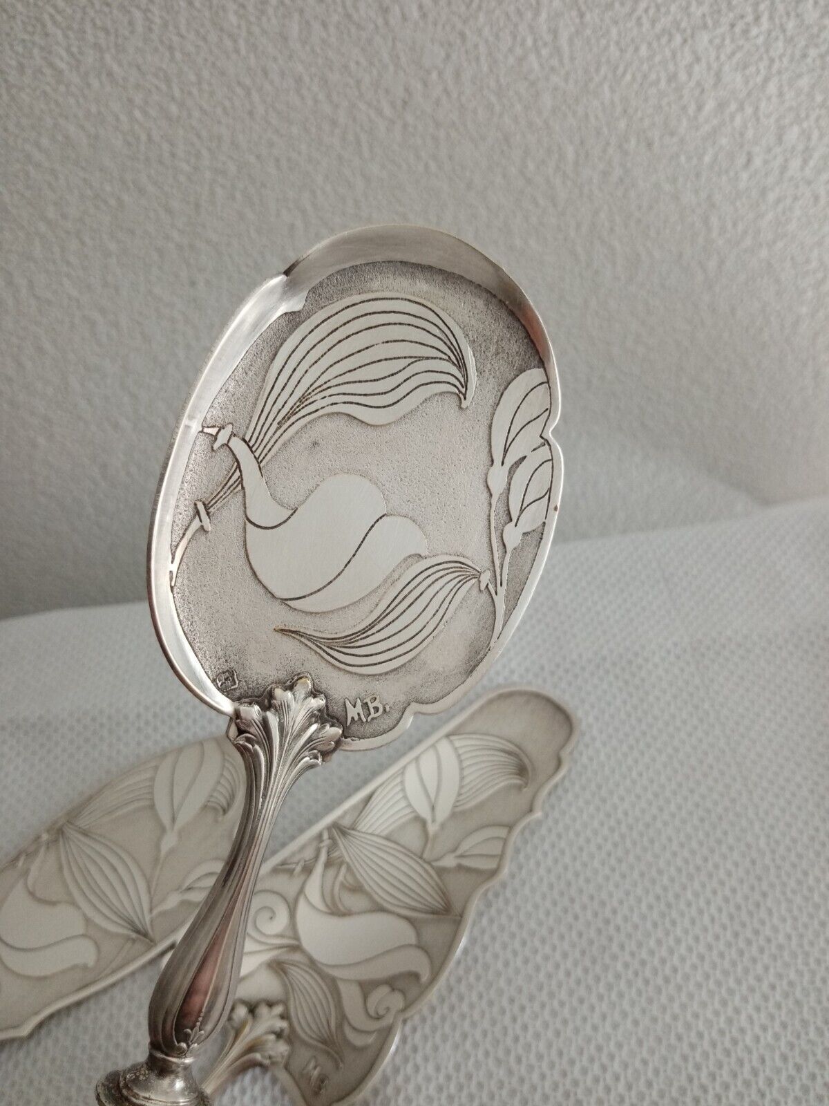 Cutlery with minerva silver handle