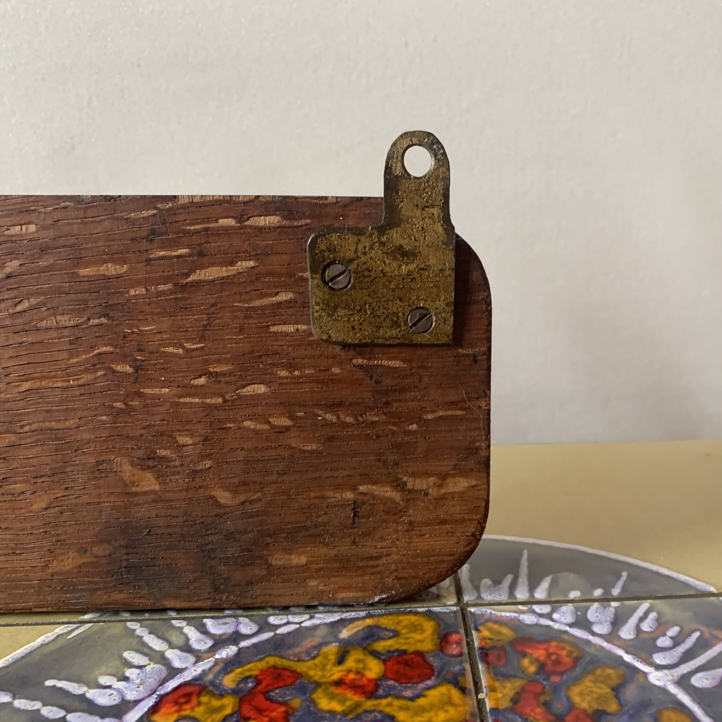 Vintage wooden wall coat rack with 4 double golden aluminum hooks