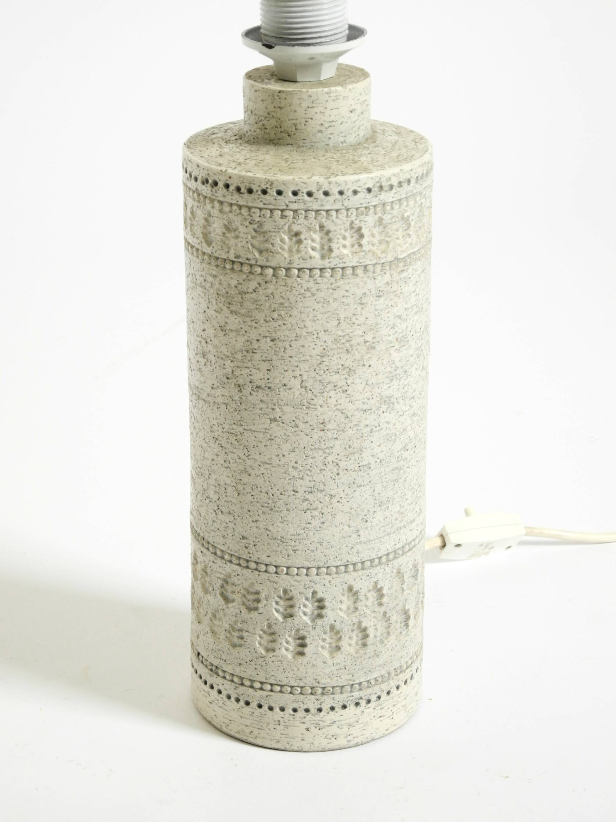 1960s white Rimini ceramic table lamp by Aldo Londi for Bitossi Italy