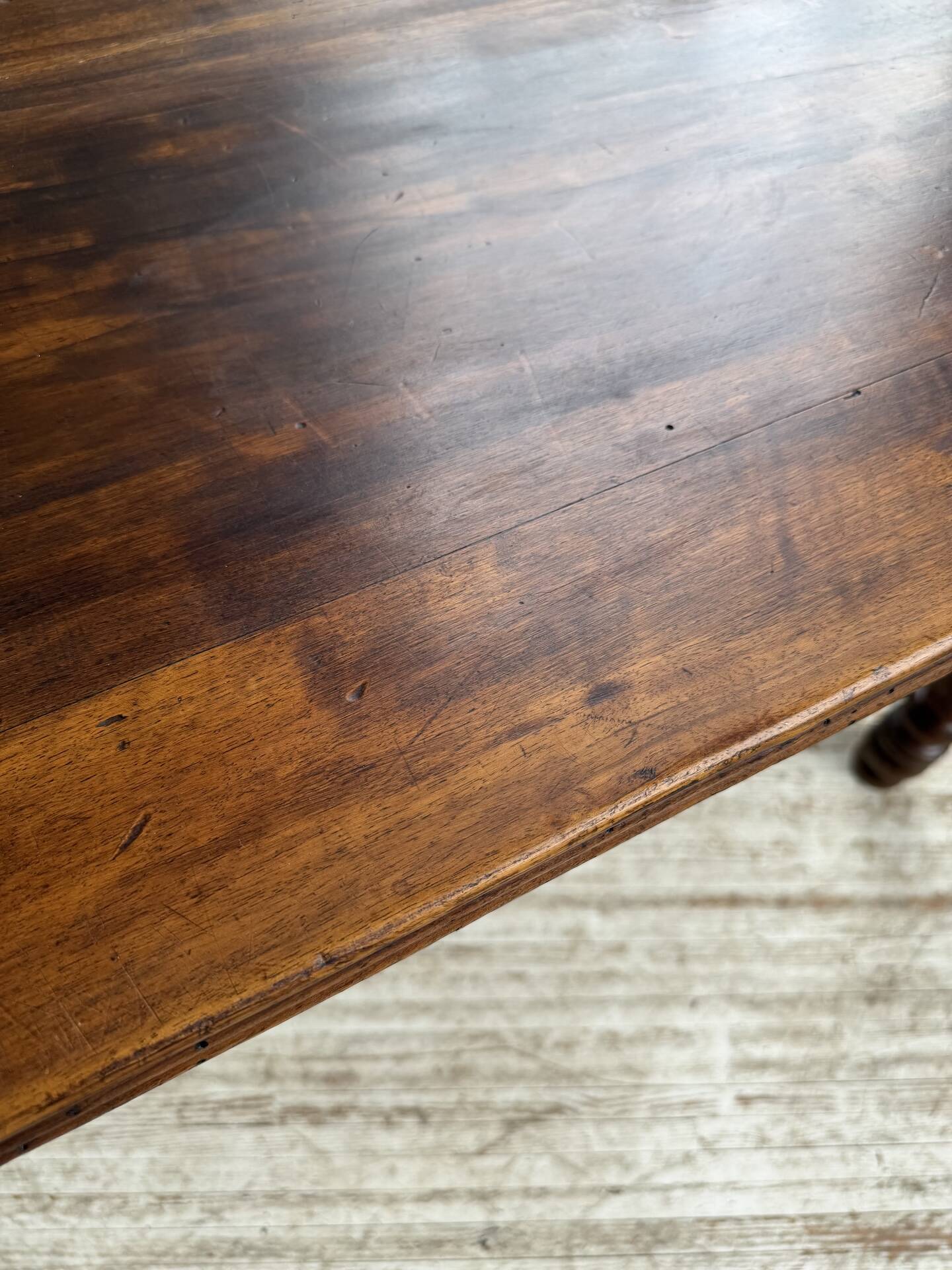 Table de ferme ou table de drapier noyer massif 1900