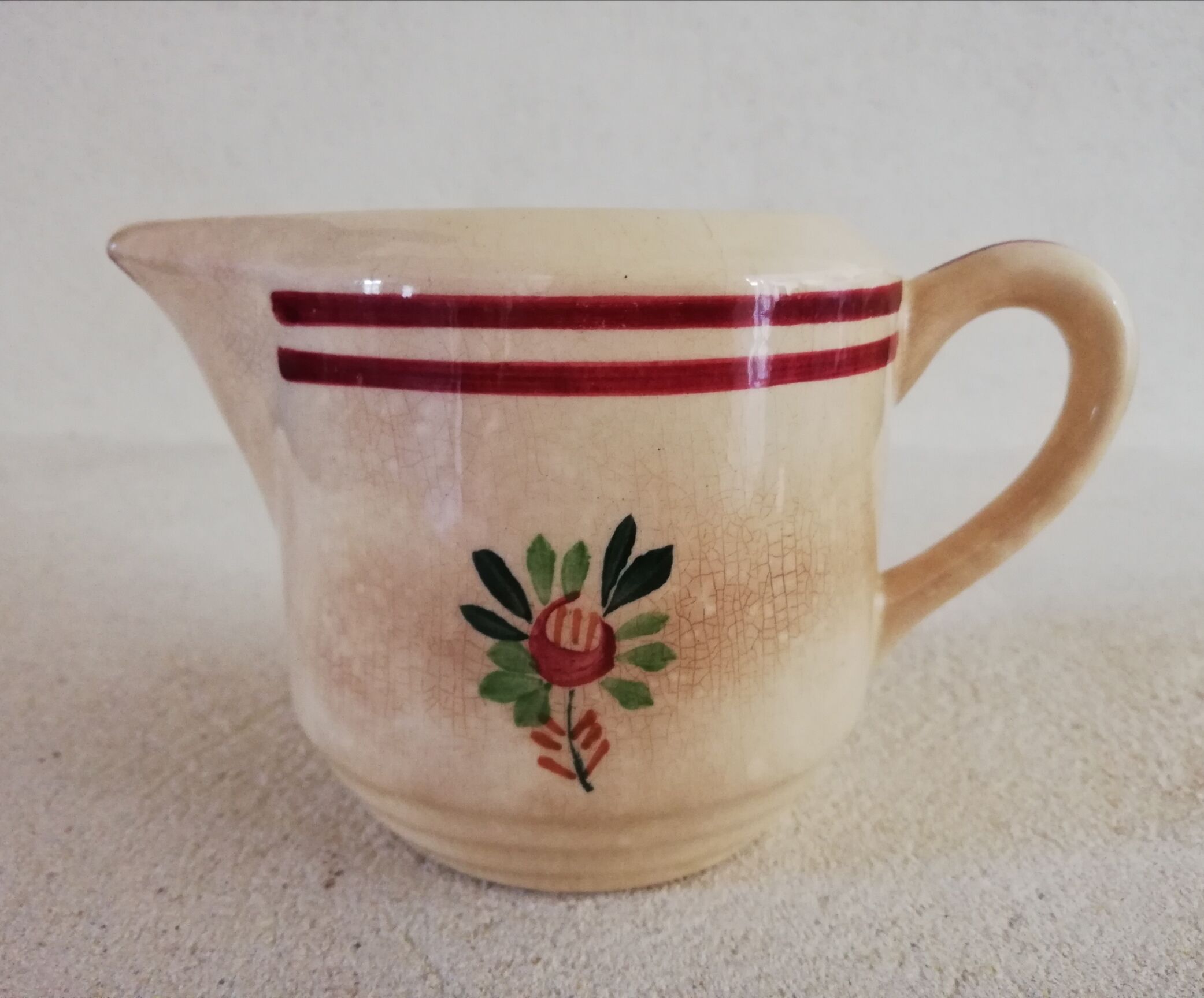 Milk pot iron earth Gien