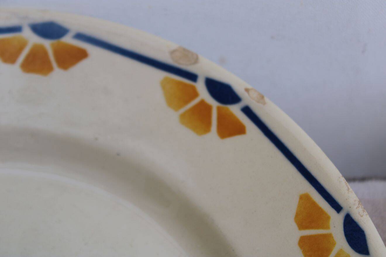 Set of 6 ceramic dinner plates